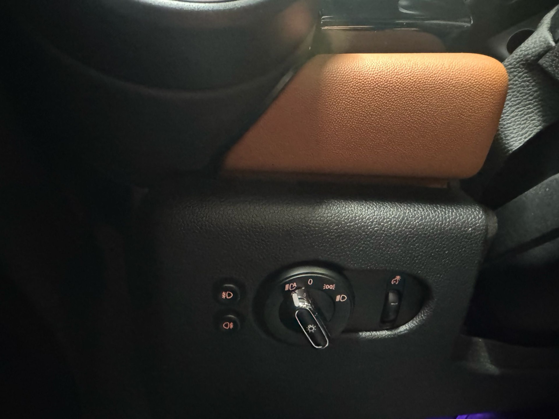 MINI Cooper Steptronic-image-14
