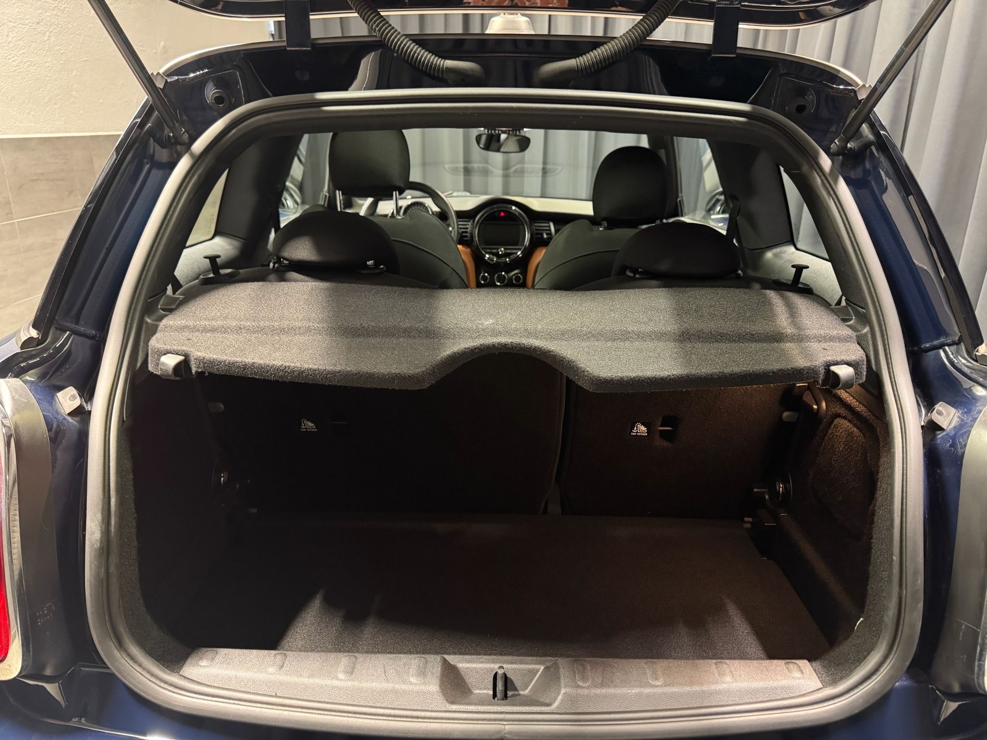 MINI Cooper Steptronic-image-16