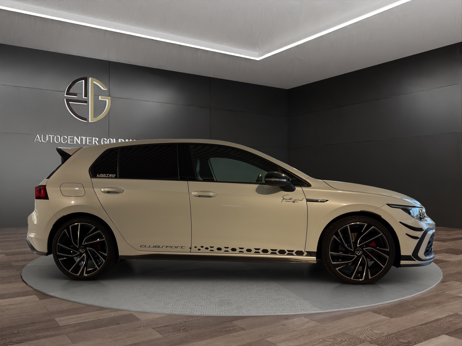 VW Golf 2.0 TDI GTD DSG Clubsport Edition-image-4