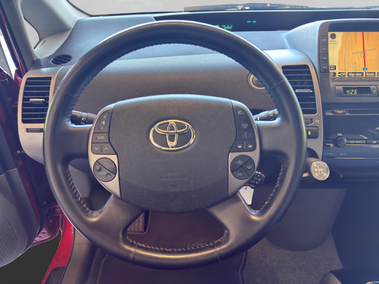 TOYOTA Prius 1.5 16V Hybrid-image-9