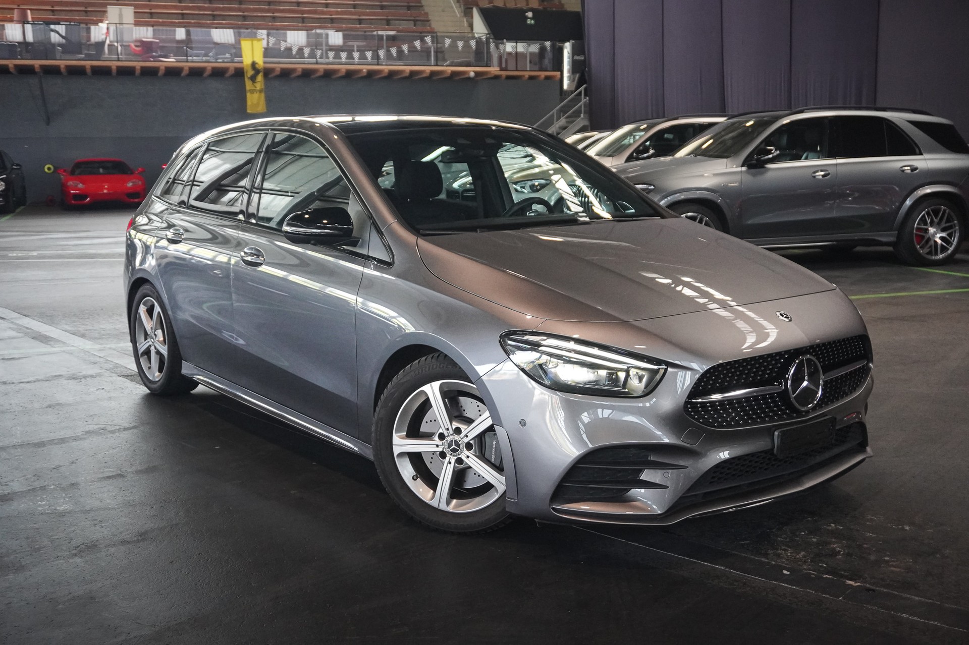 MERCEDES-BENZ B 220 4Matic AMG Line 7G-DCT-image-8