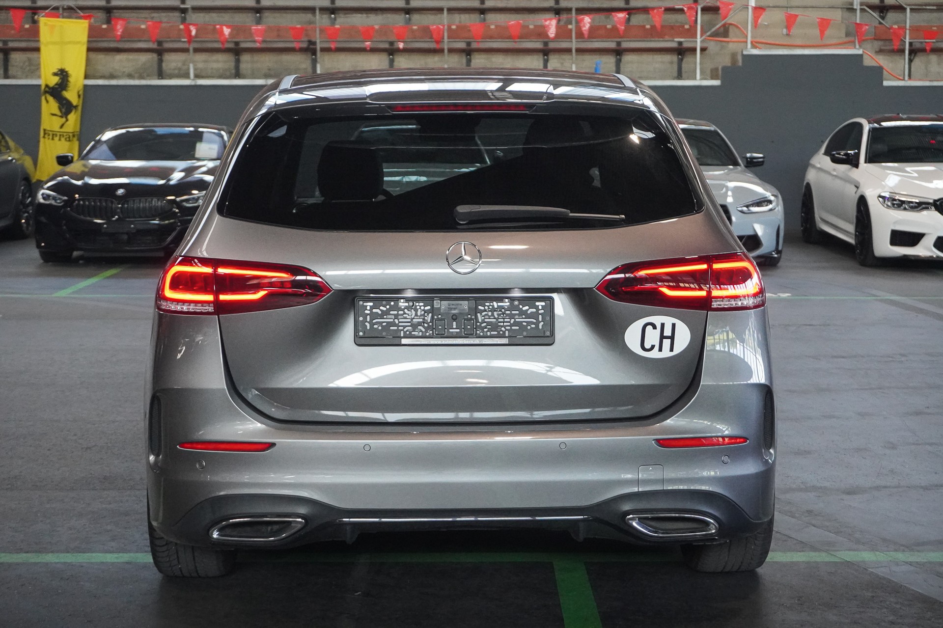 MERCEDES-BENZ B 220 4Matic AMG Line 7G-DCT-image-4