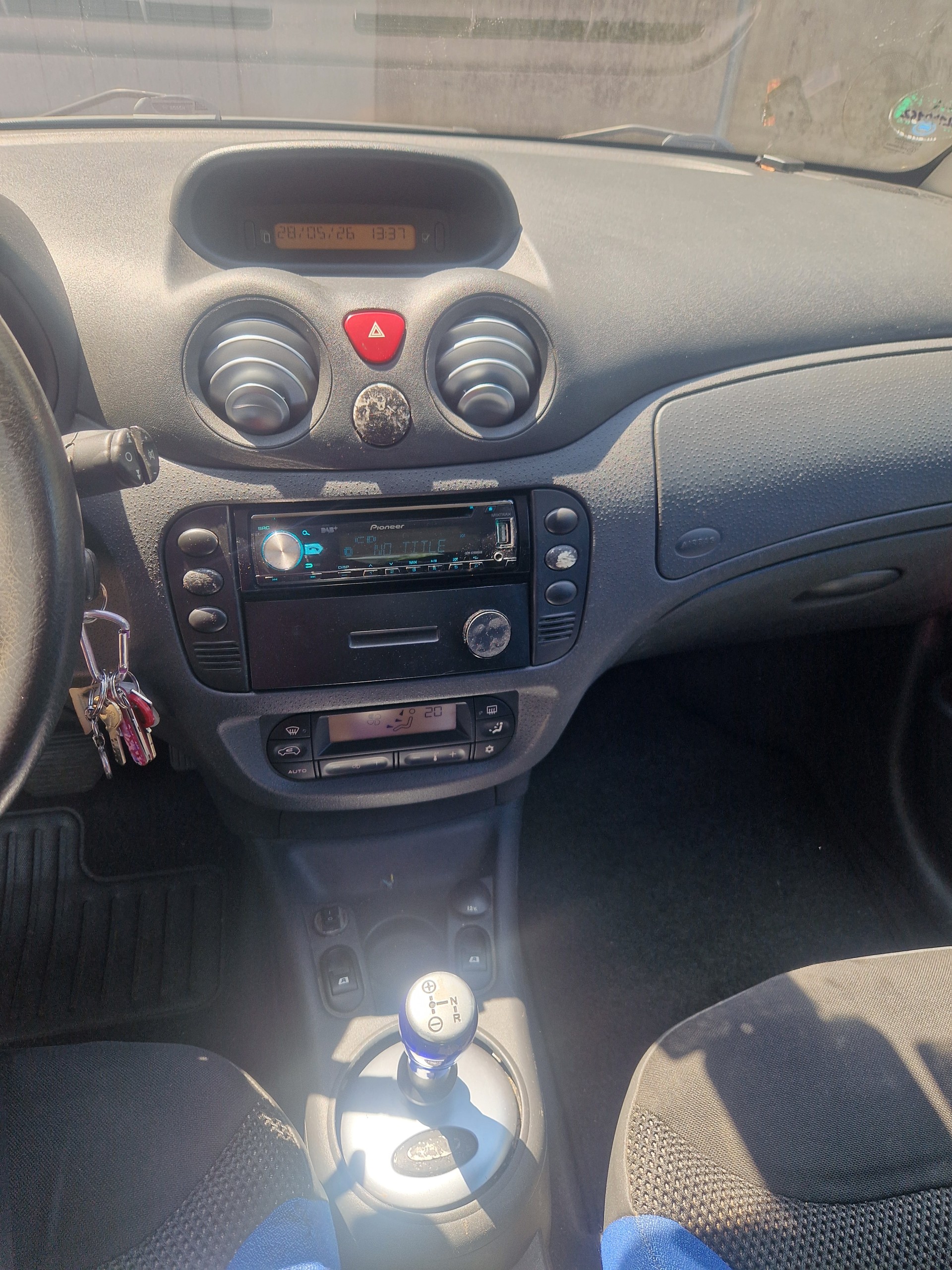 CITROEN C2 1.6i VTR SensoDrive-image-13