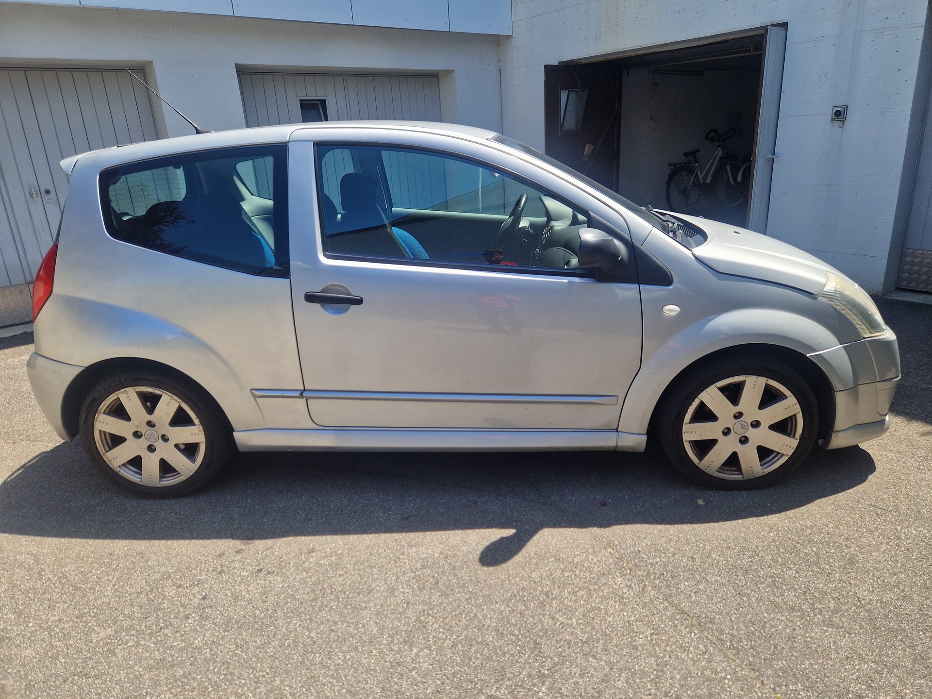 CITROEN C2 1.6i VTR SensoDrive-image-3