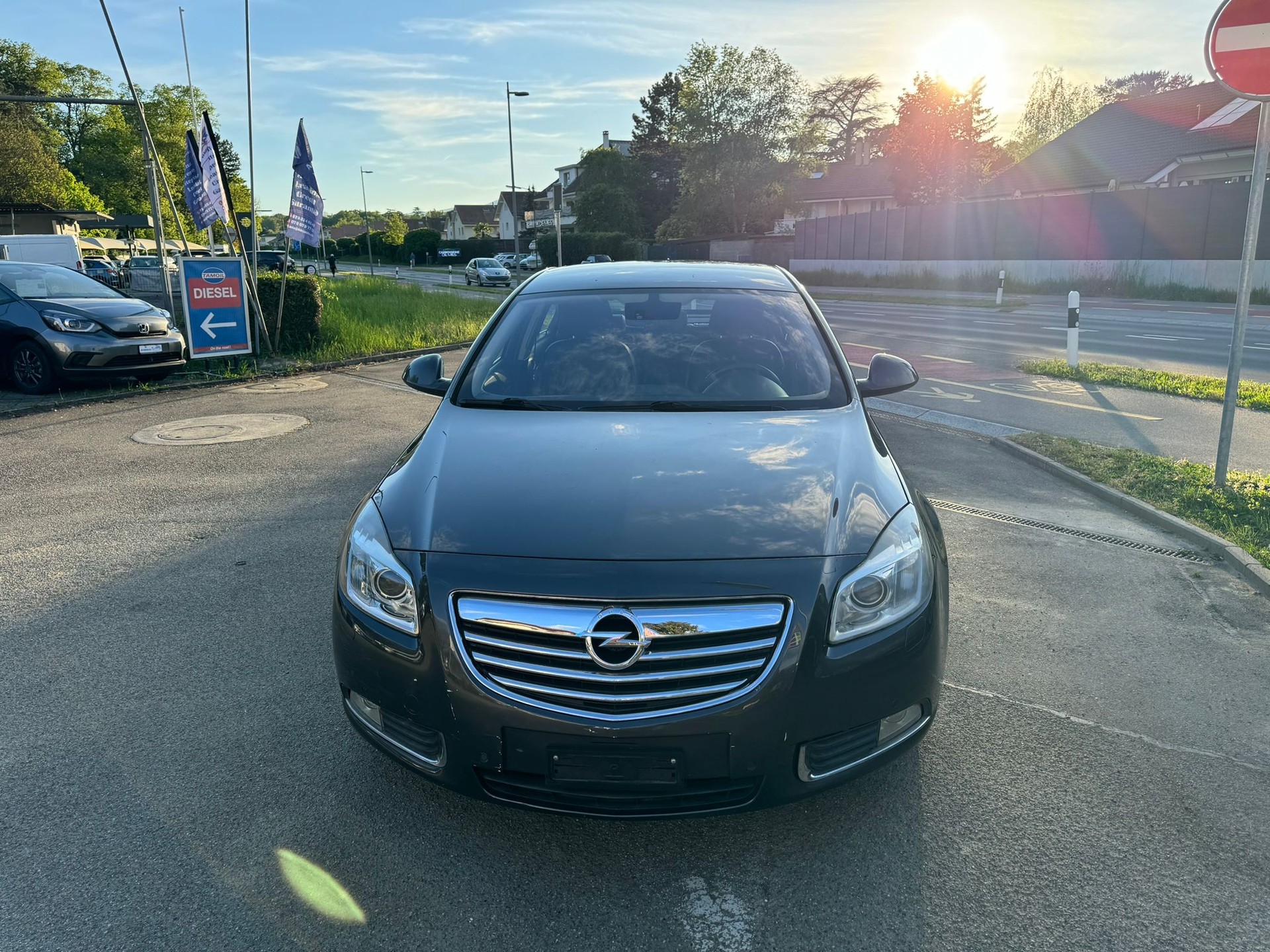 OPEL Insignia 2.0 CDTI Edition Automatic-image-1