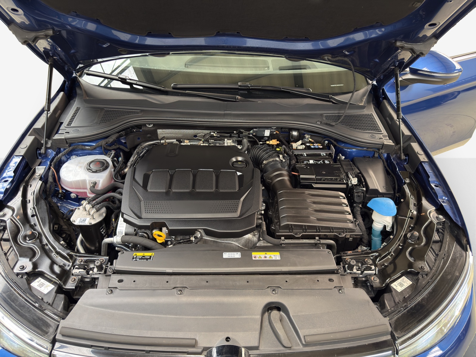 VW Passat Variant 2.0 TDI evo Elegance 4 Motion DSG-image-14