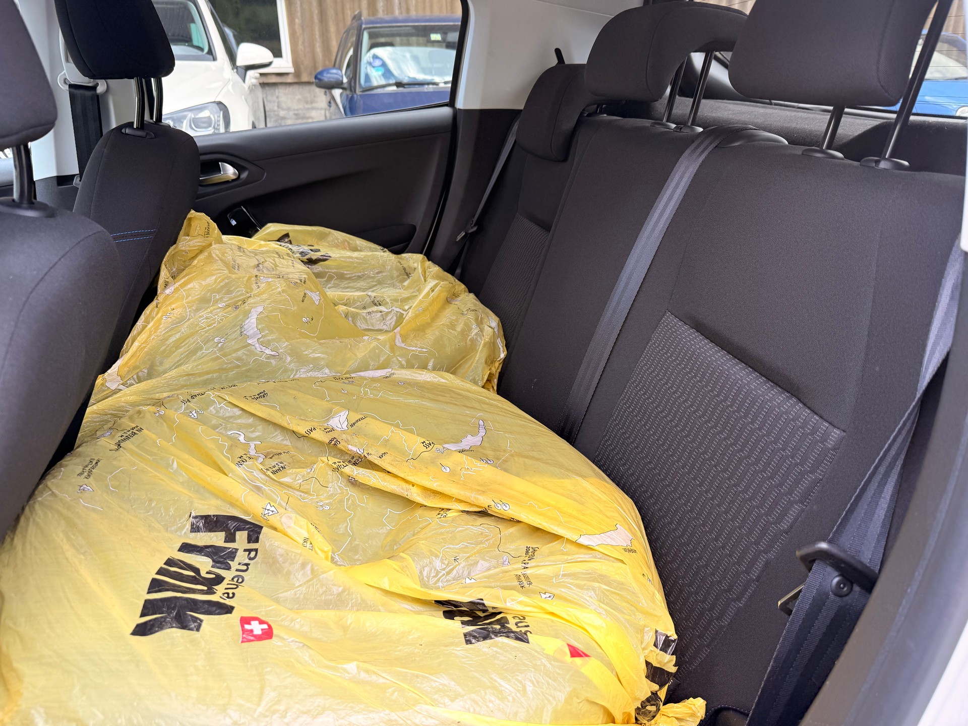 PEUGEOT 208 1.2 PureTech Access-image-13