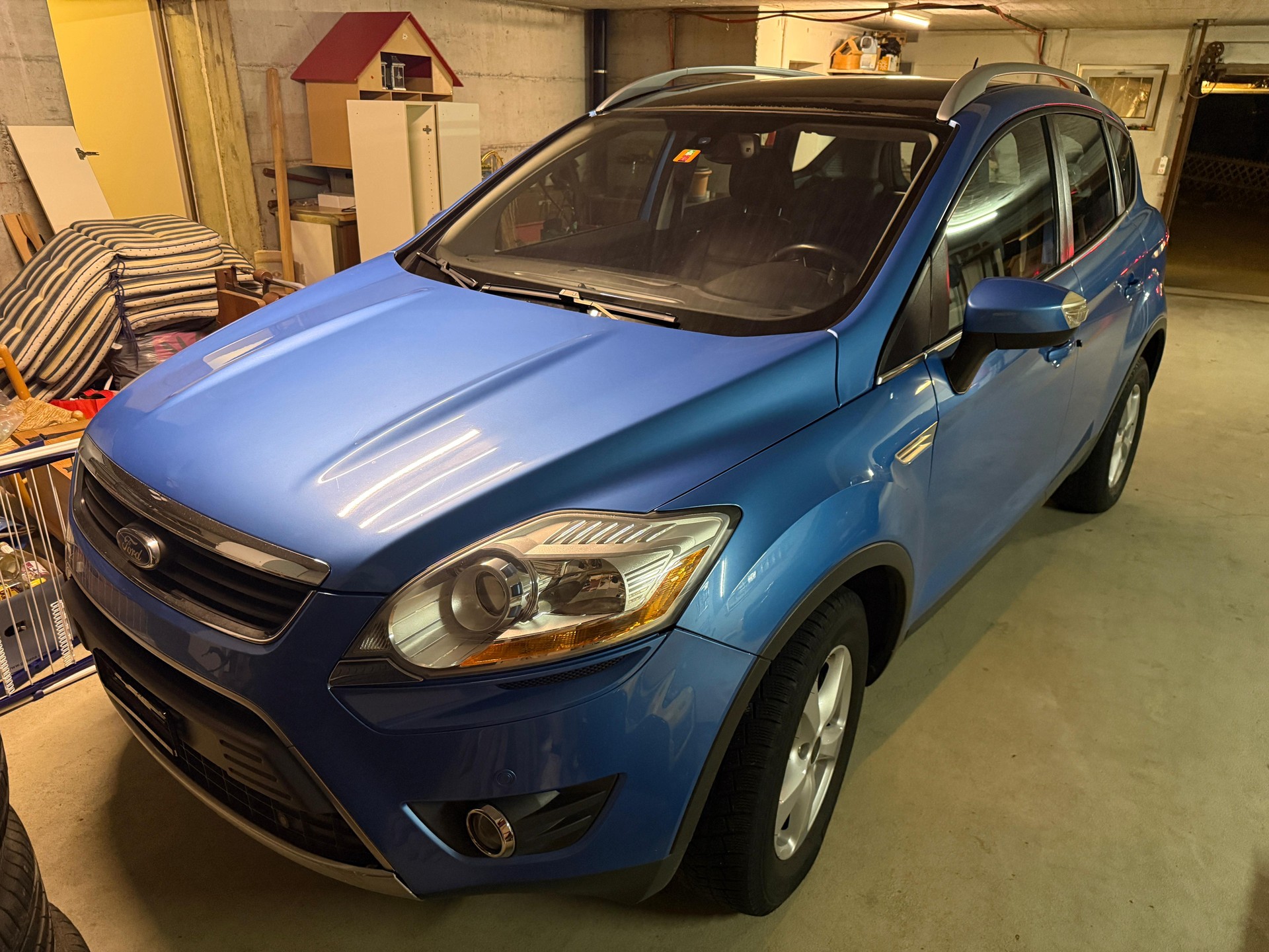 FORD Kuga 2.5 Turbo Titanium 4WD