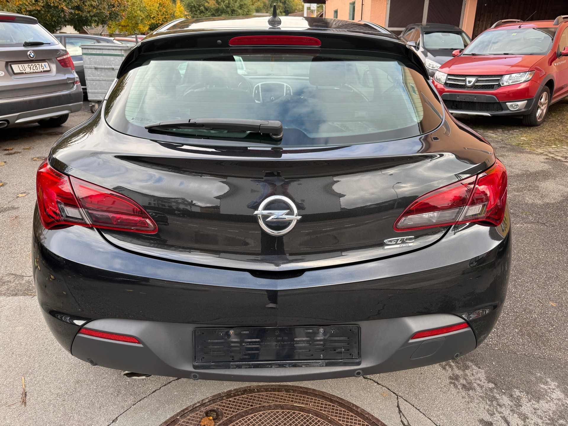 OPEL Astra GTC 1.4i 16V Turbo Sport-image-4