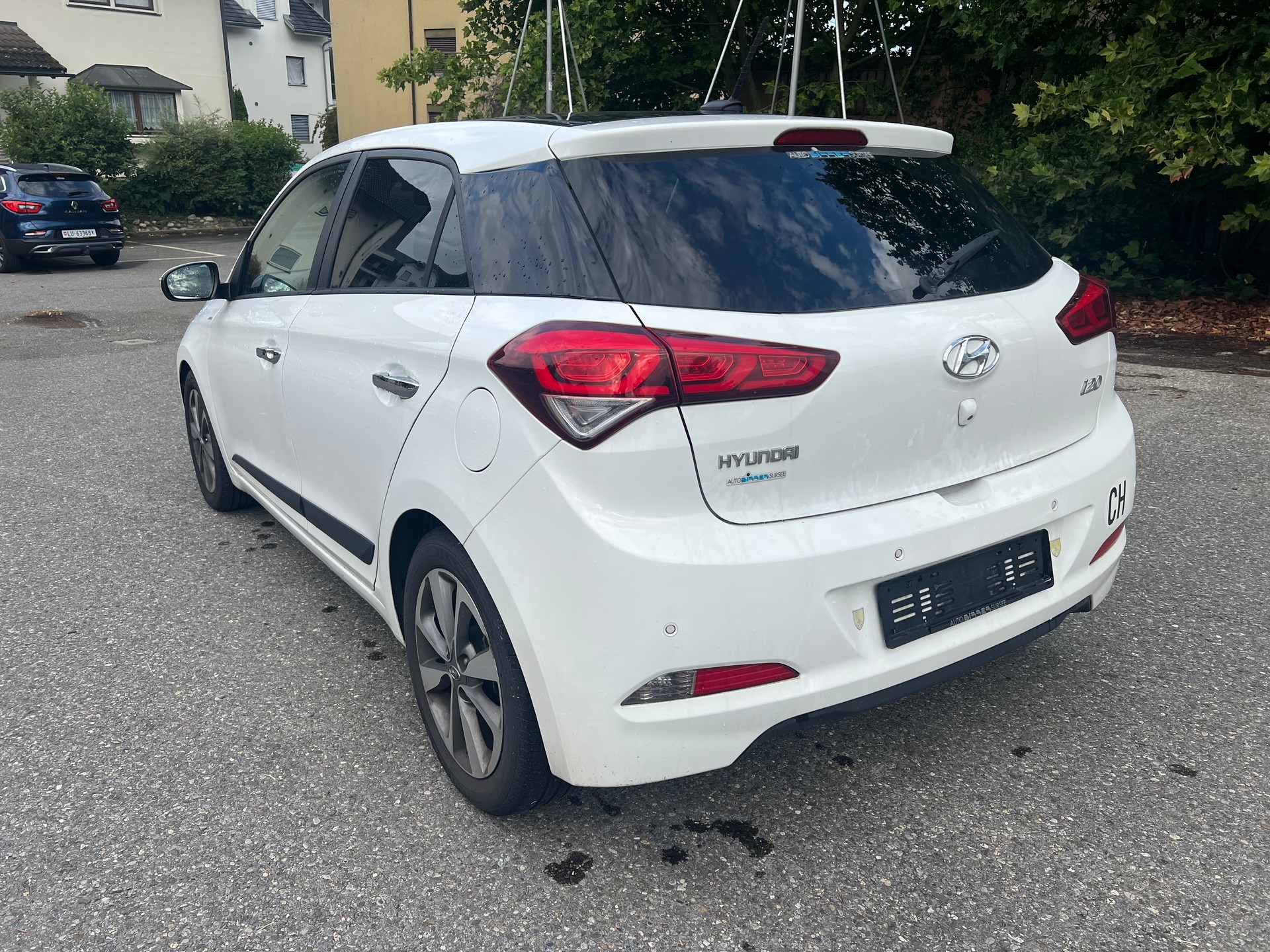 HYUNDAI i20 1.4 Vertex Automatic *PANORAMADACH*-image-6