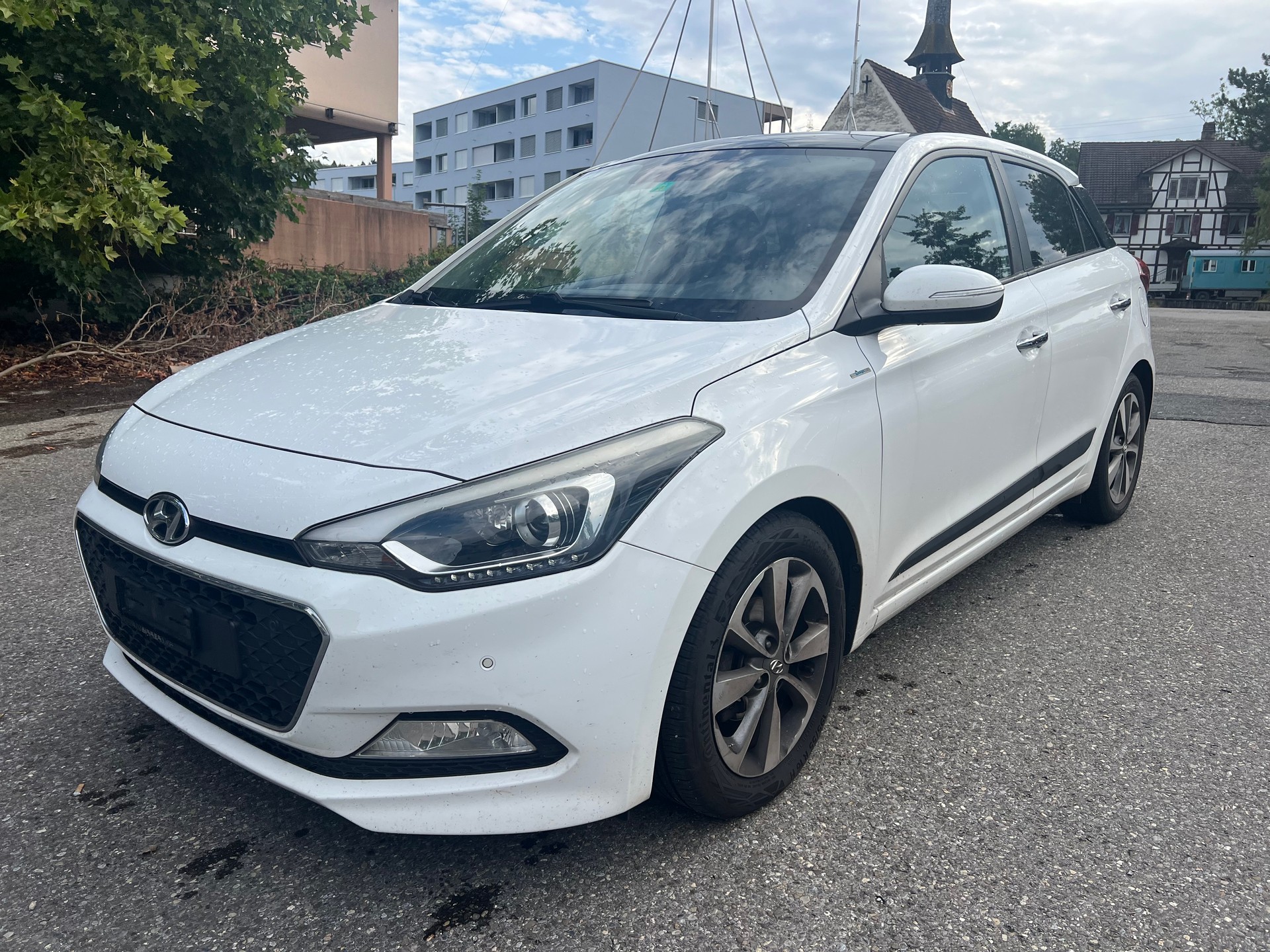 HYUNDAI i20 1.4 Vertex Automatic *PANORAMADACH*-showroom-element-2