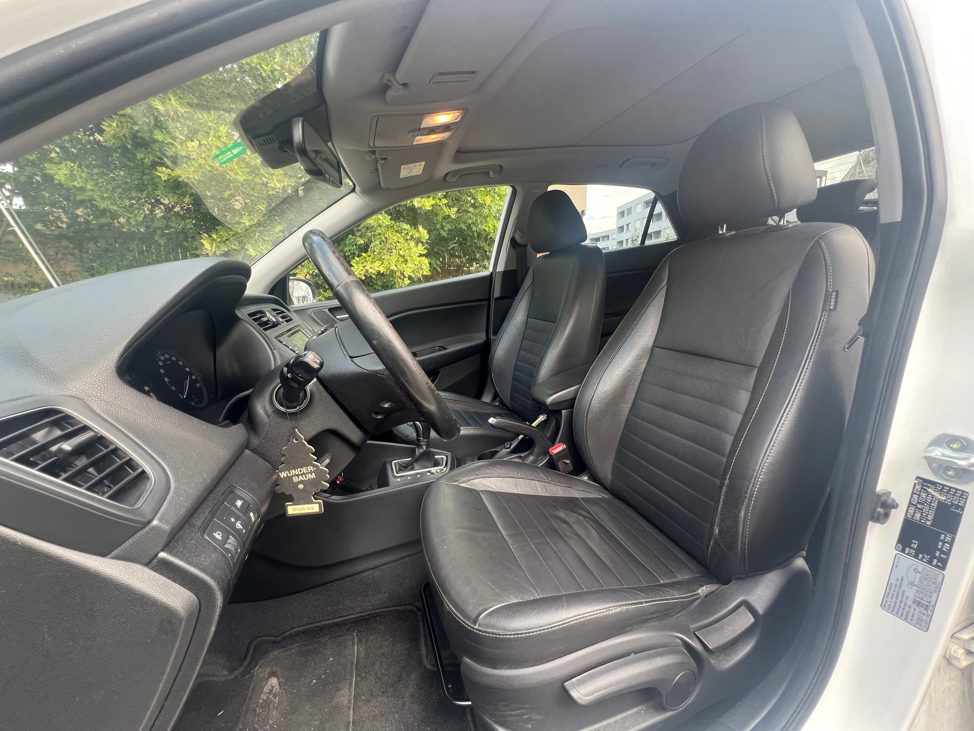 HYUNDAI i20 1.4 Vertex Automatic *PANORAMADACH*-image-10