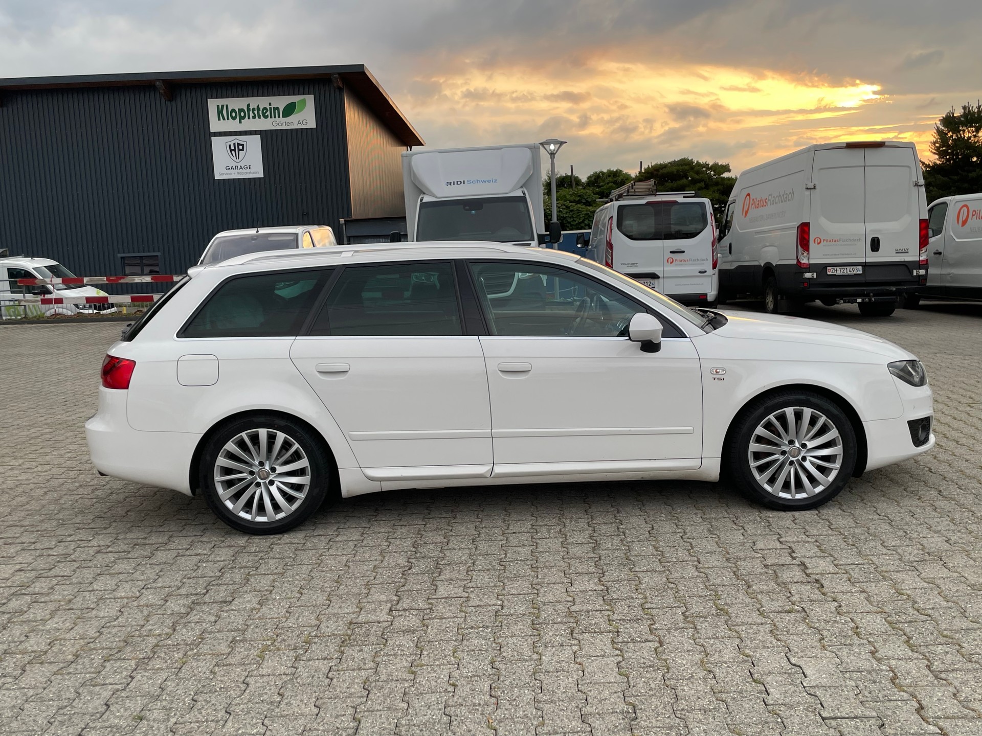 SEAT Exeo ST 2.0 TSI Sport multitronic * neue Bremsen und Reifen *-image-6