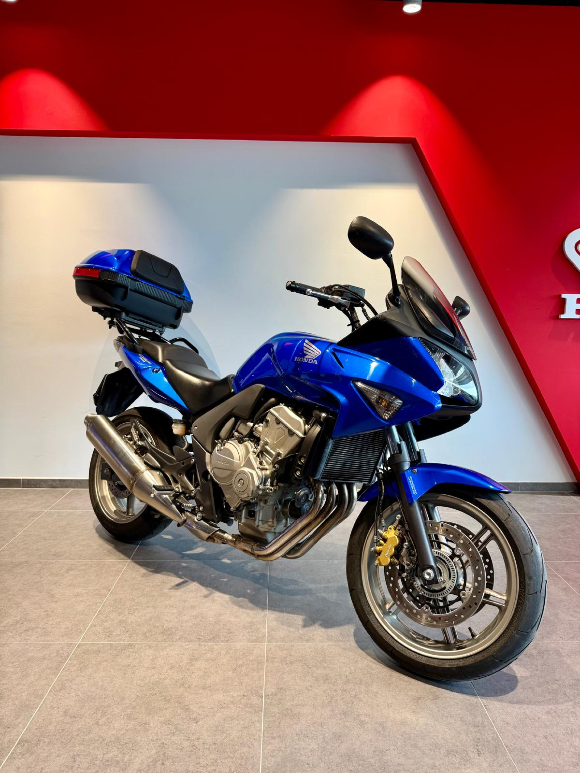 HONDA CBF 600 SA-image-0
