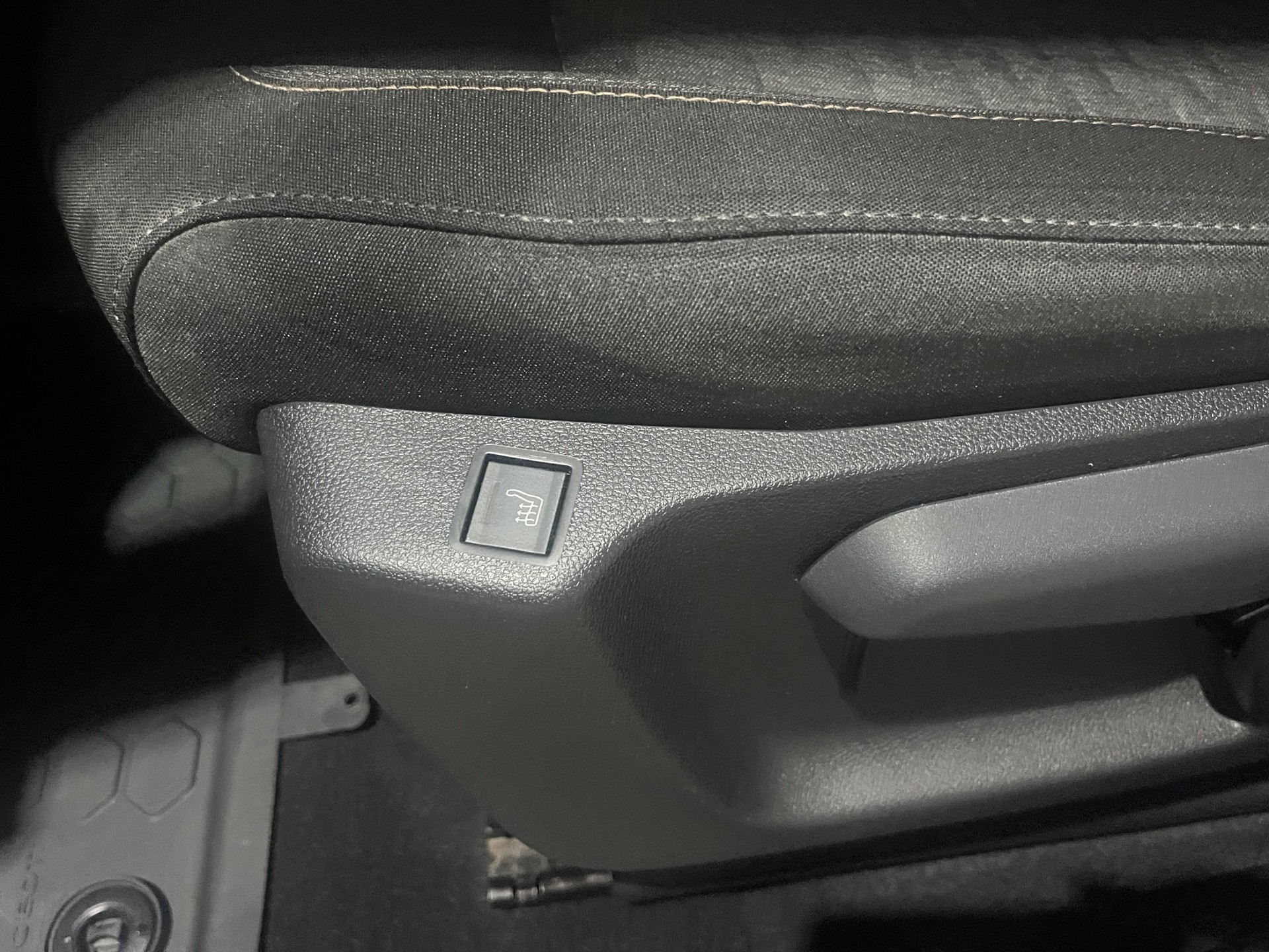 PEUGEOT Rifter Long 1.5 BlueHDi GT EAT8-image-9