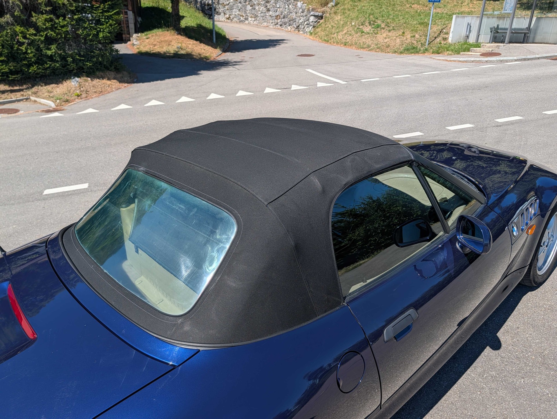BMW Z3 1.9-image-8