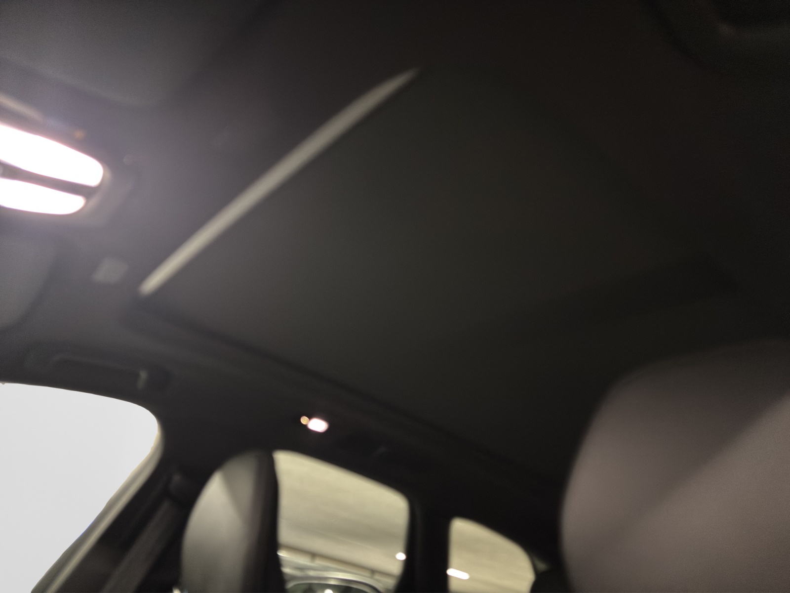 VOLVO XC60 2.0 T8 TE Ultra Dark eAWD-image-5