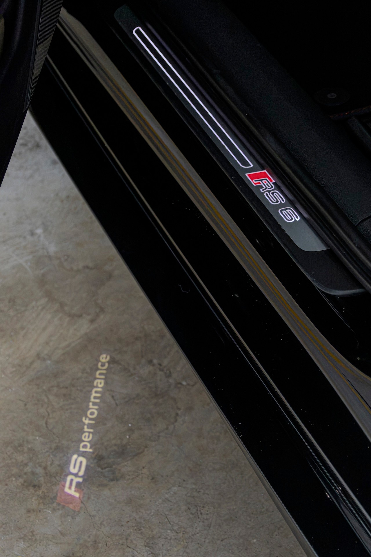 AUDI AUDI RS6 Avant 4.0 TFSI V8 performance quattro | Frisch MFK | Service-image-13