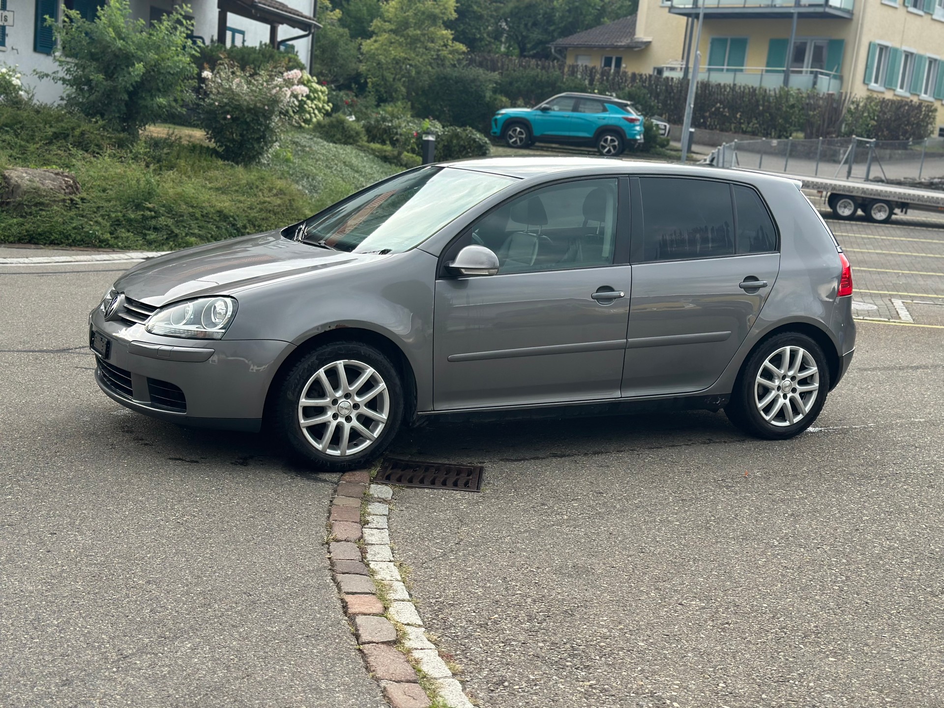 VW Golf 2.0 TDI Sportline 4Motion-showroom-element-1