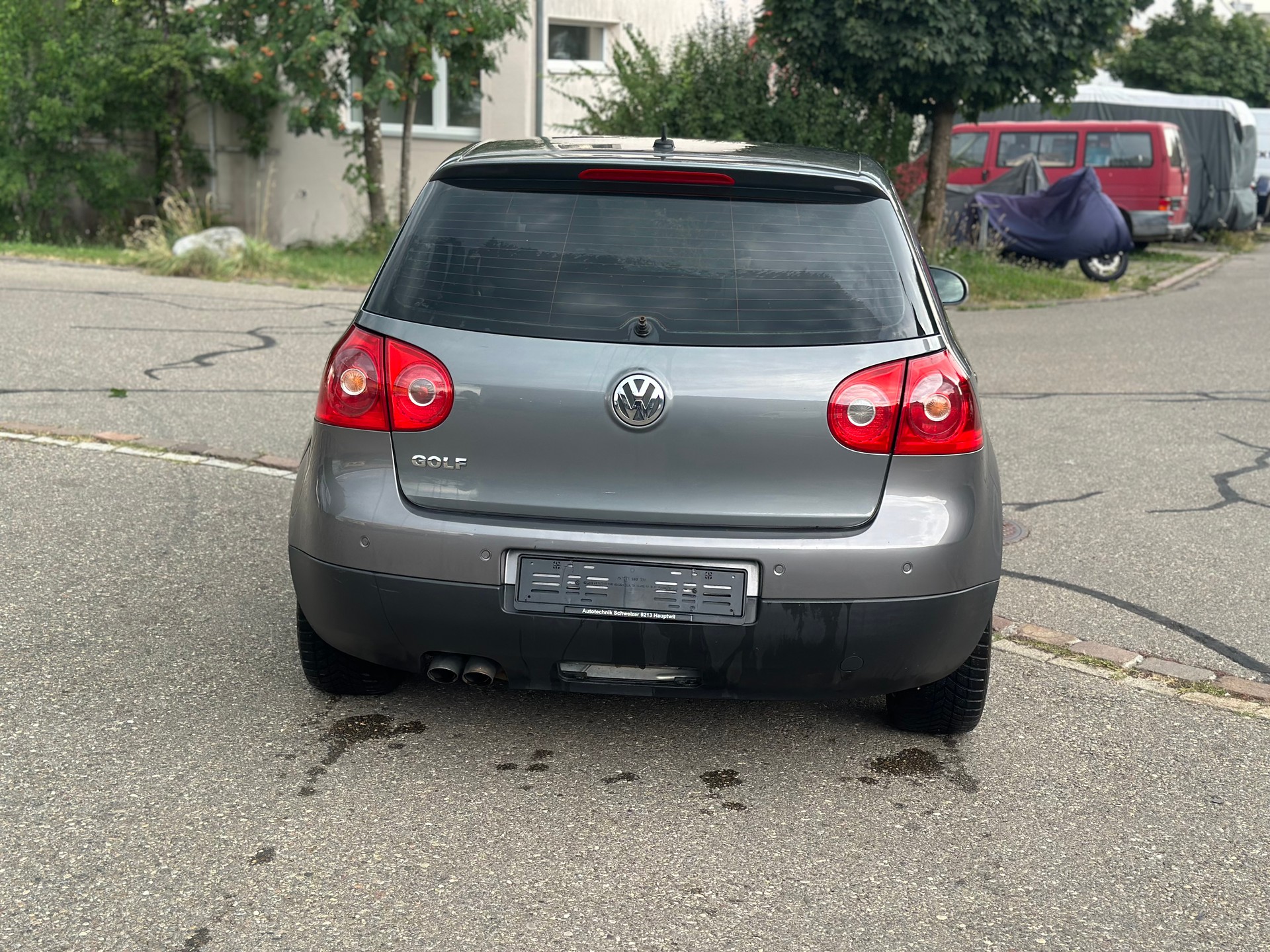VW Golf 2.0 TDI Sportline 4Motion-image-7