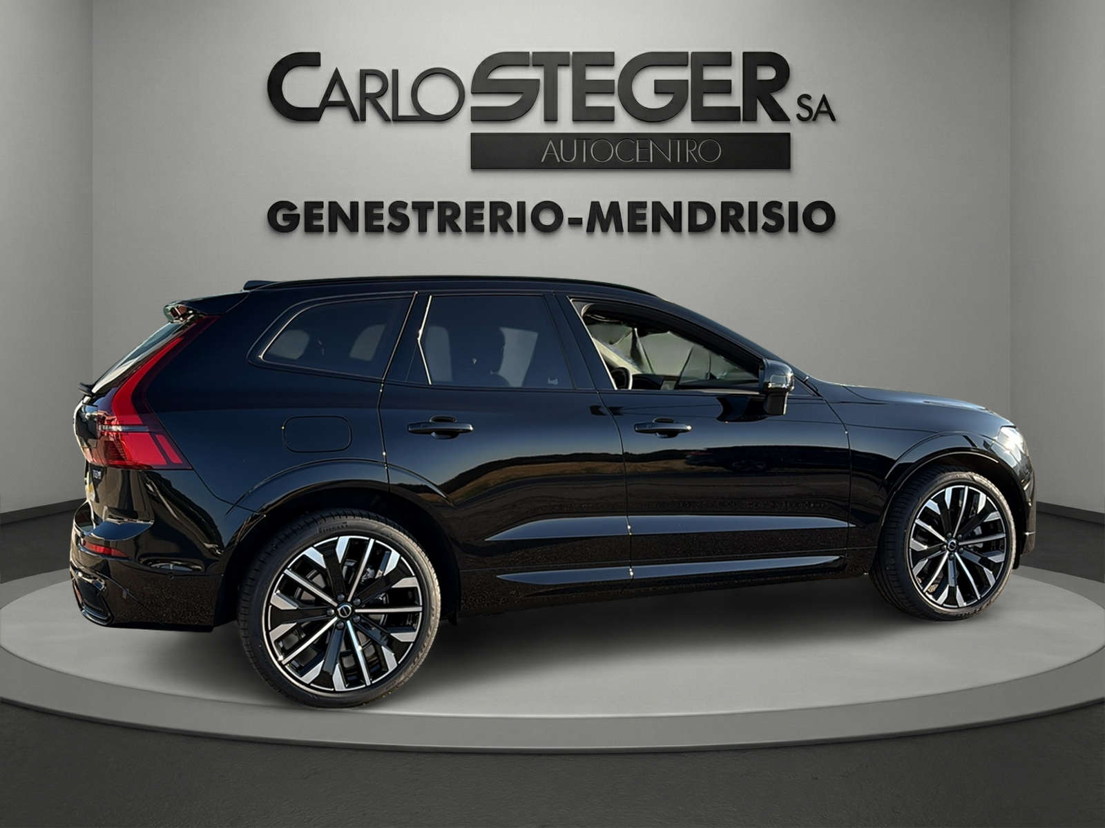 VOLVO XC60 T8 eAWD PluginHybrid Ultra Dark Geartronic-image-13