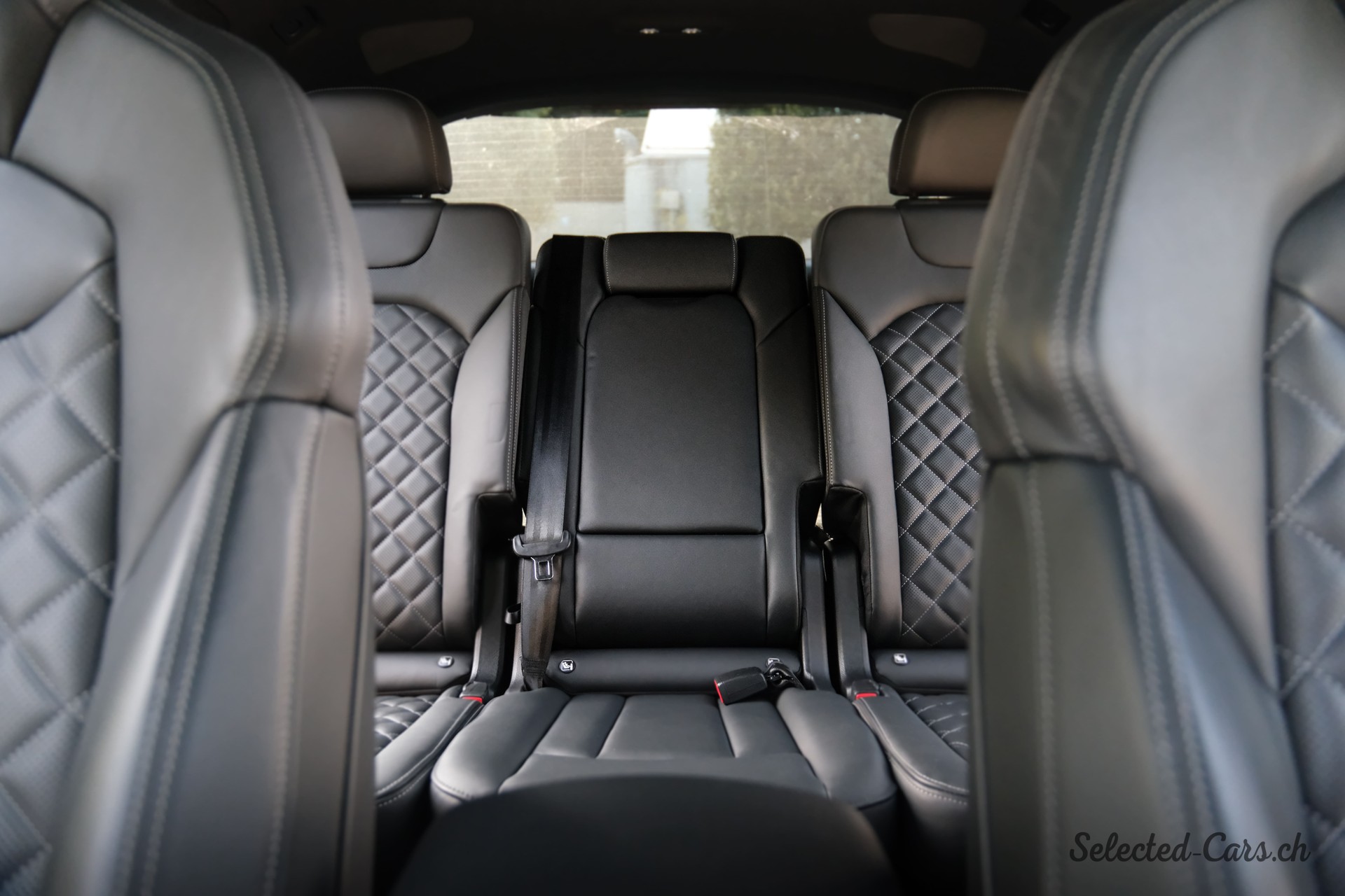 AUDI SQ7 TFSI quattro tiptronic-image-10