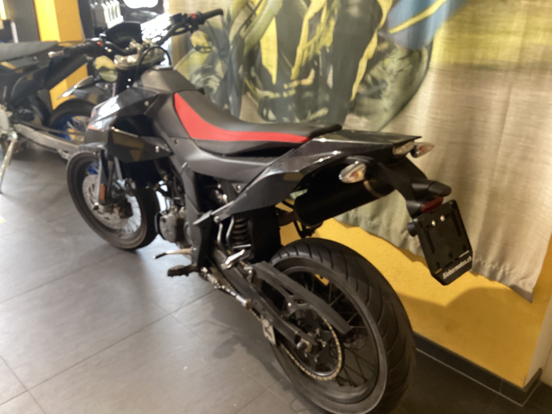 APRILIA SX 125-image-3