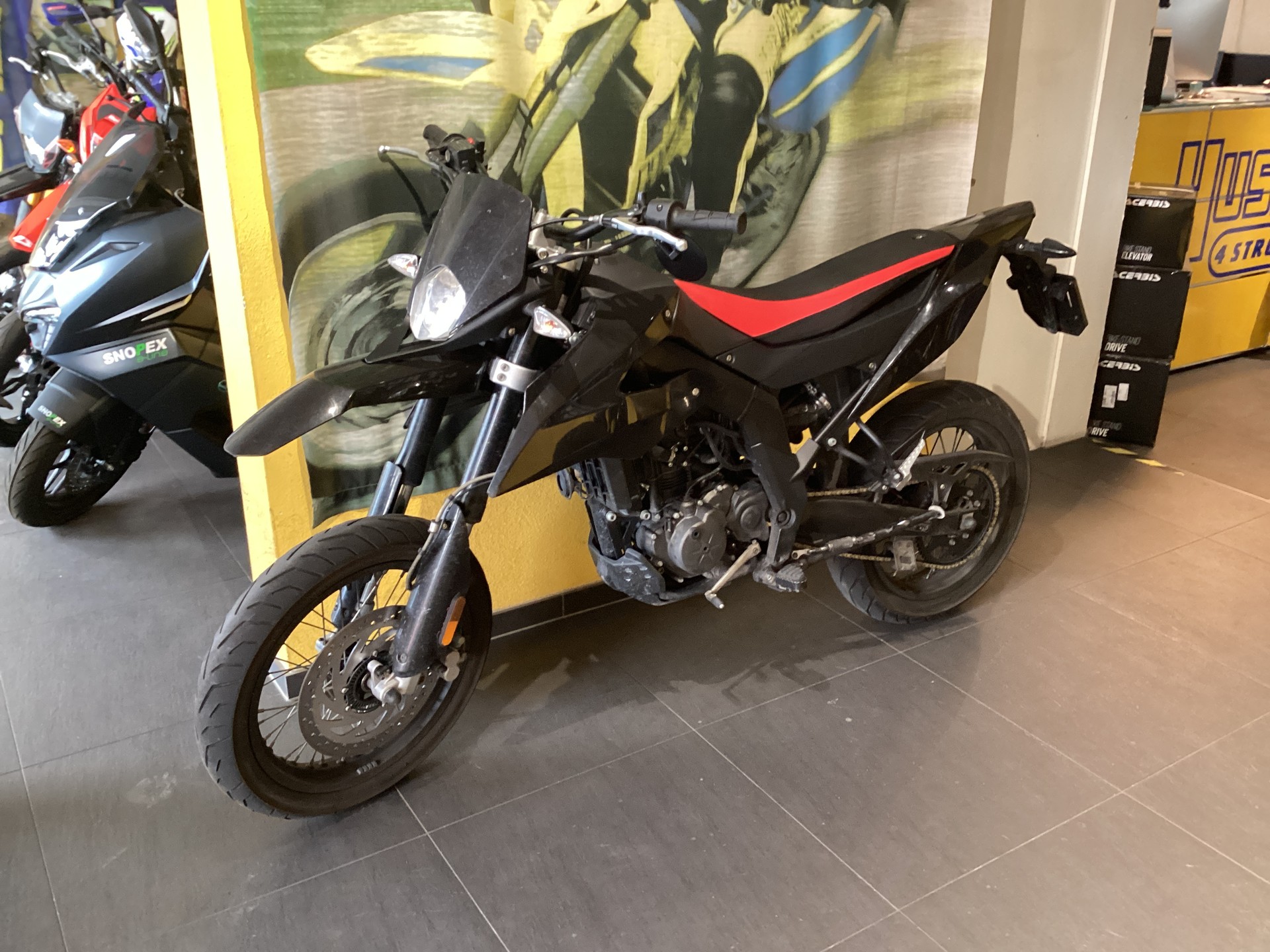 APRILIA SX 125-image-1