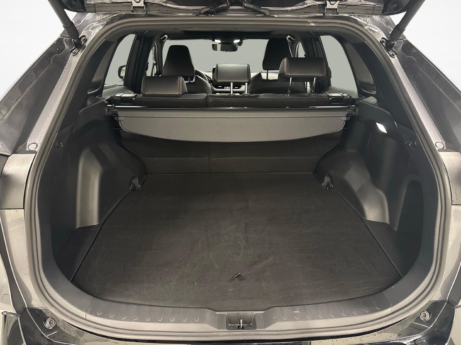 TOYOTA RAV4 2.5 Plug-In-Hybrid Premium-image-4