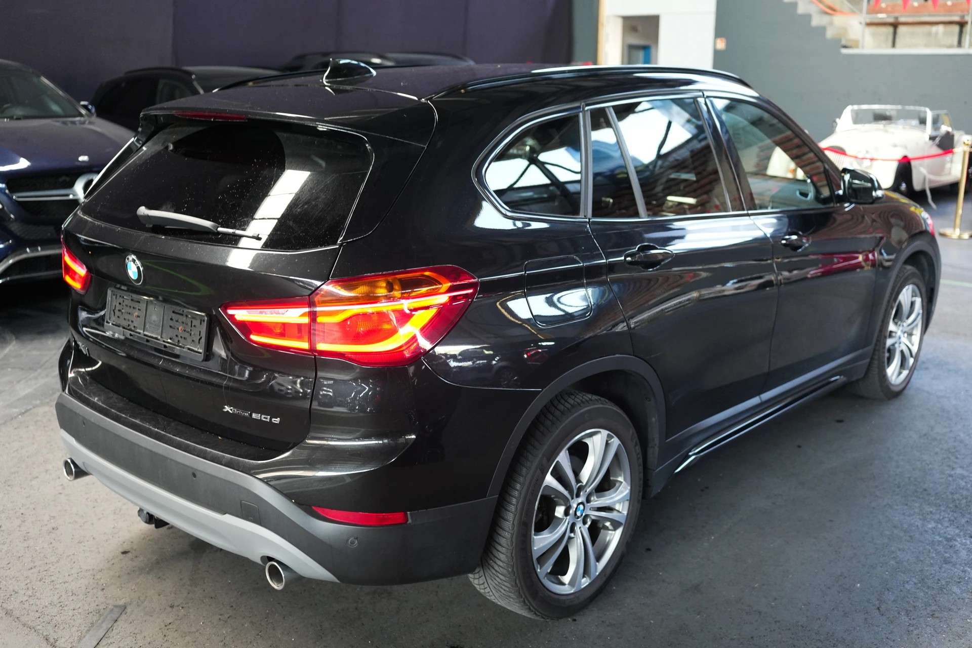 BMW X1 sDrive 20d xLine Steptronic-showroom-element-1