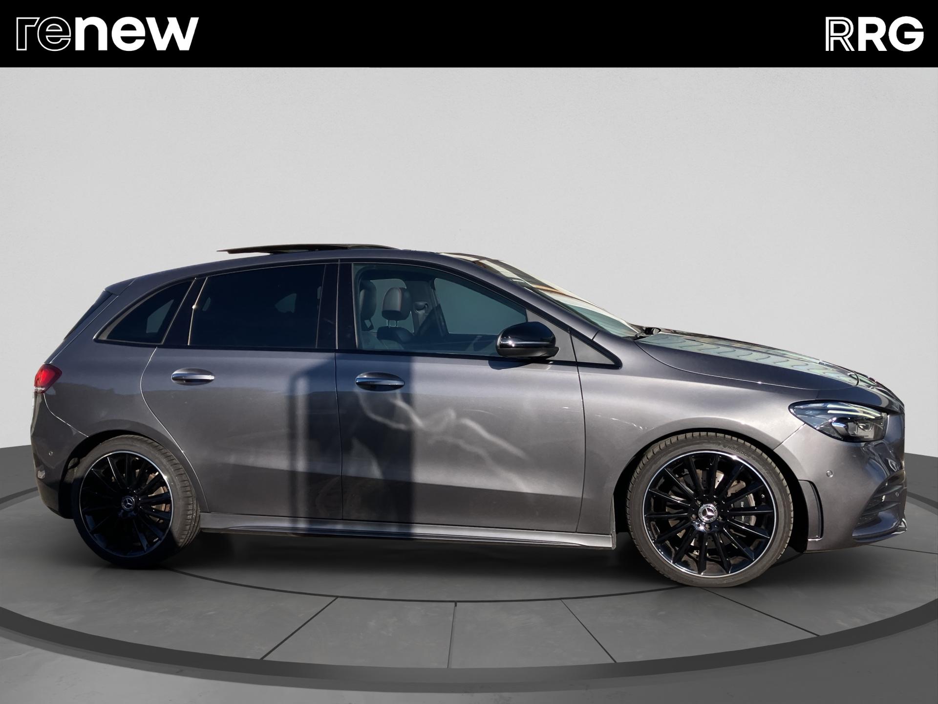 MERCEDES-BENZ B 220 4Matic AMG Line 7G-DCT-showroom-element-1