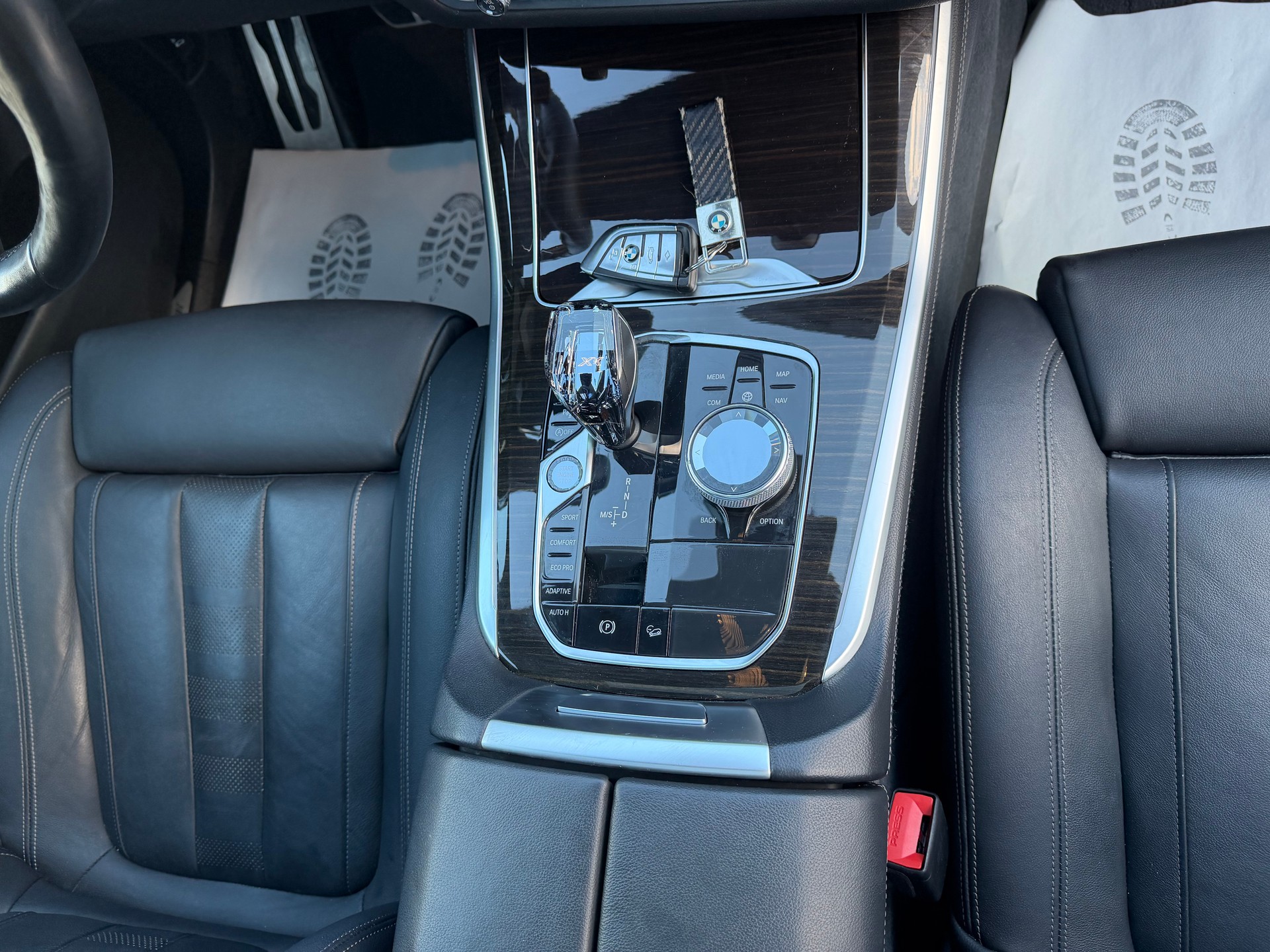 BMW X5 xDrive 30d Steptronic-image-16