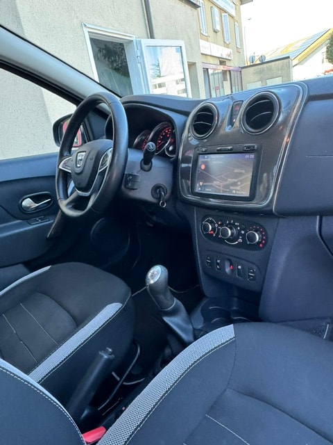 DACIA Sandero 0.9 STEPWAY-image-8