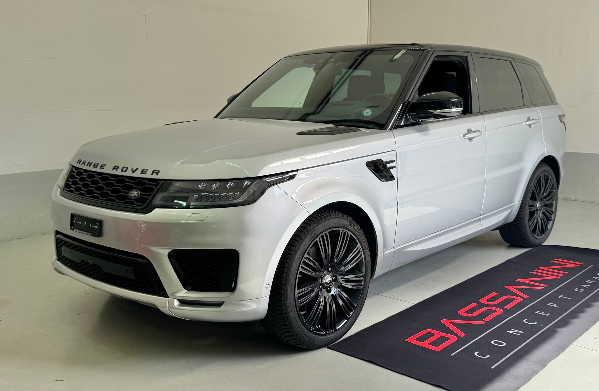 LAND ROVER Range Rover Sport 3.0 SDV6 HSE Dynamic Automatic-image-1