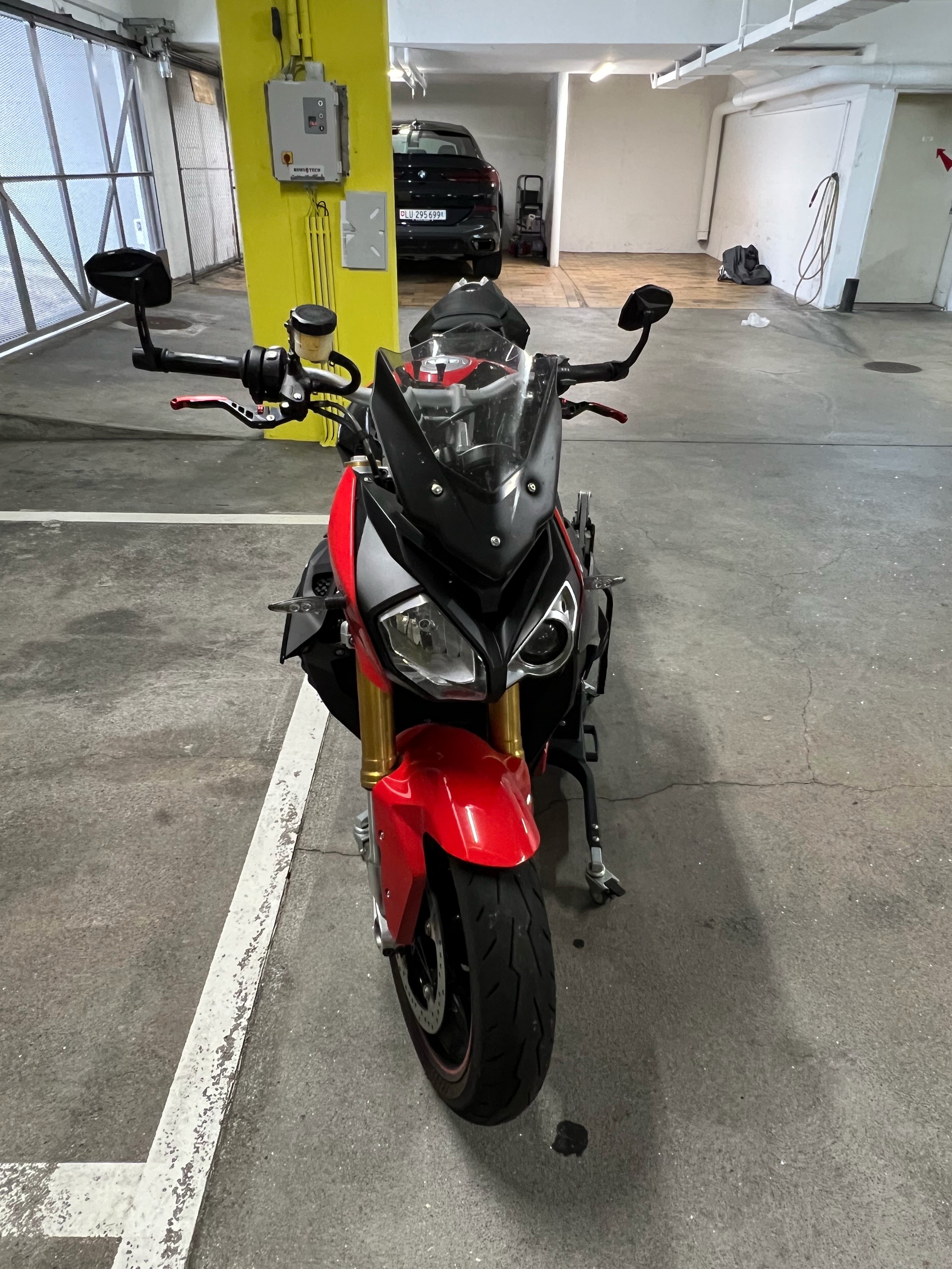 BMW S 1000 R ABS-image-1
