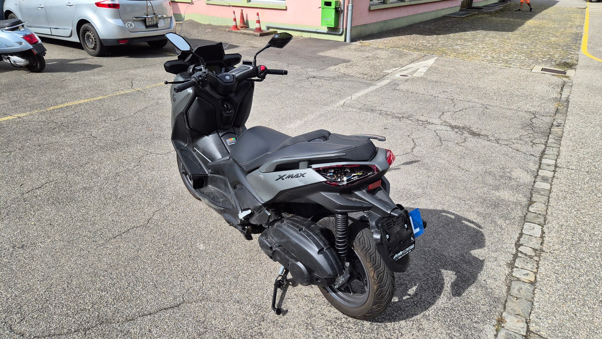 YAMAHA YP 125 X MAX-image-4