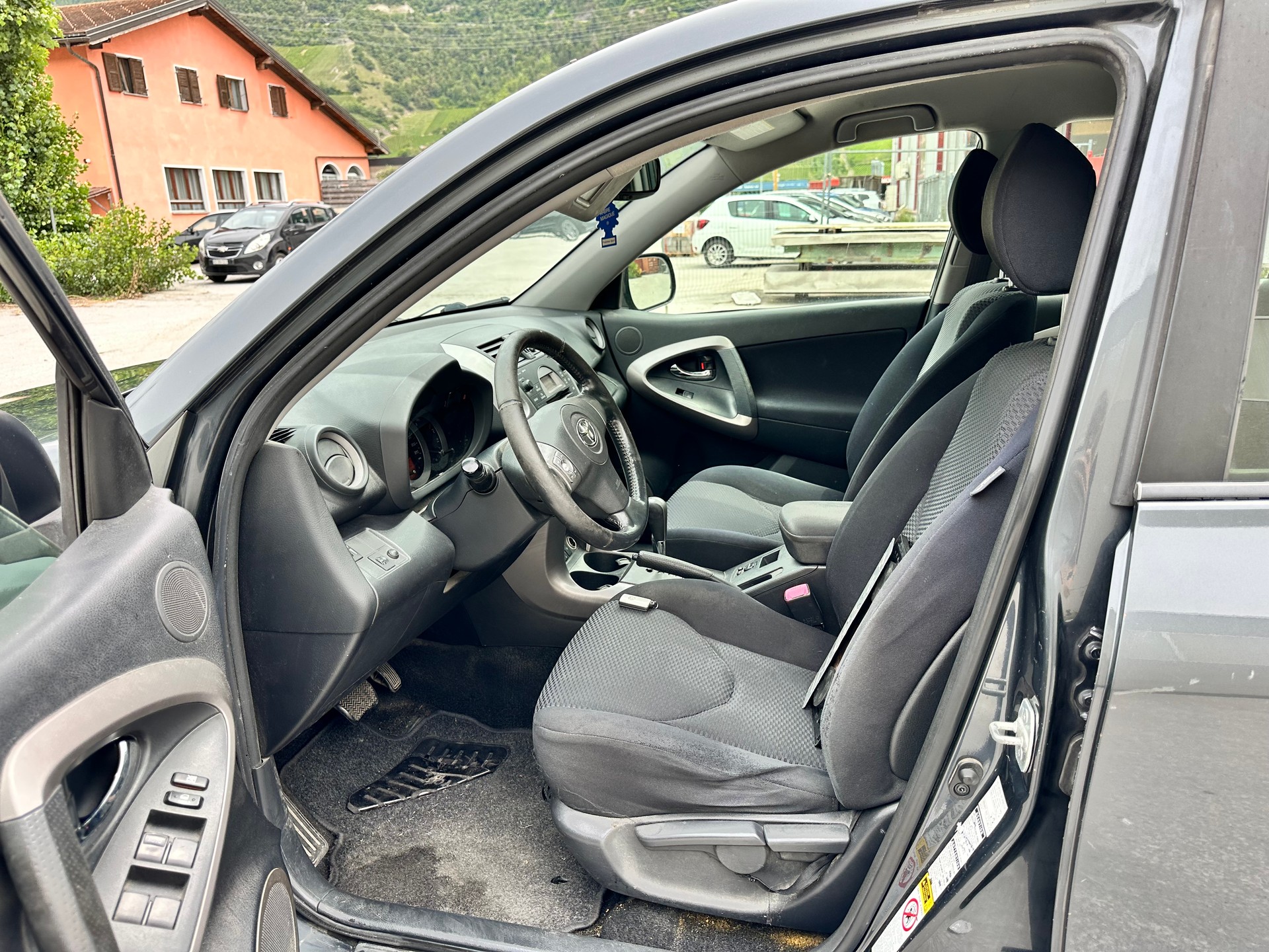 TOYOTA RAV-4 2.0 16V Linea Sol-image-8