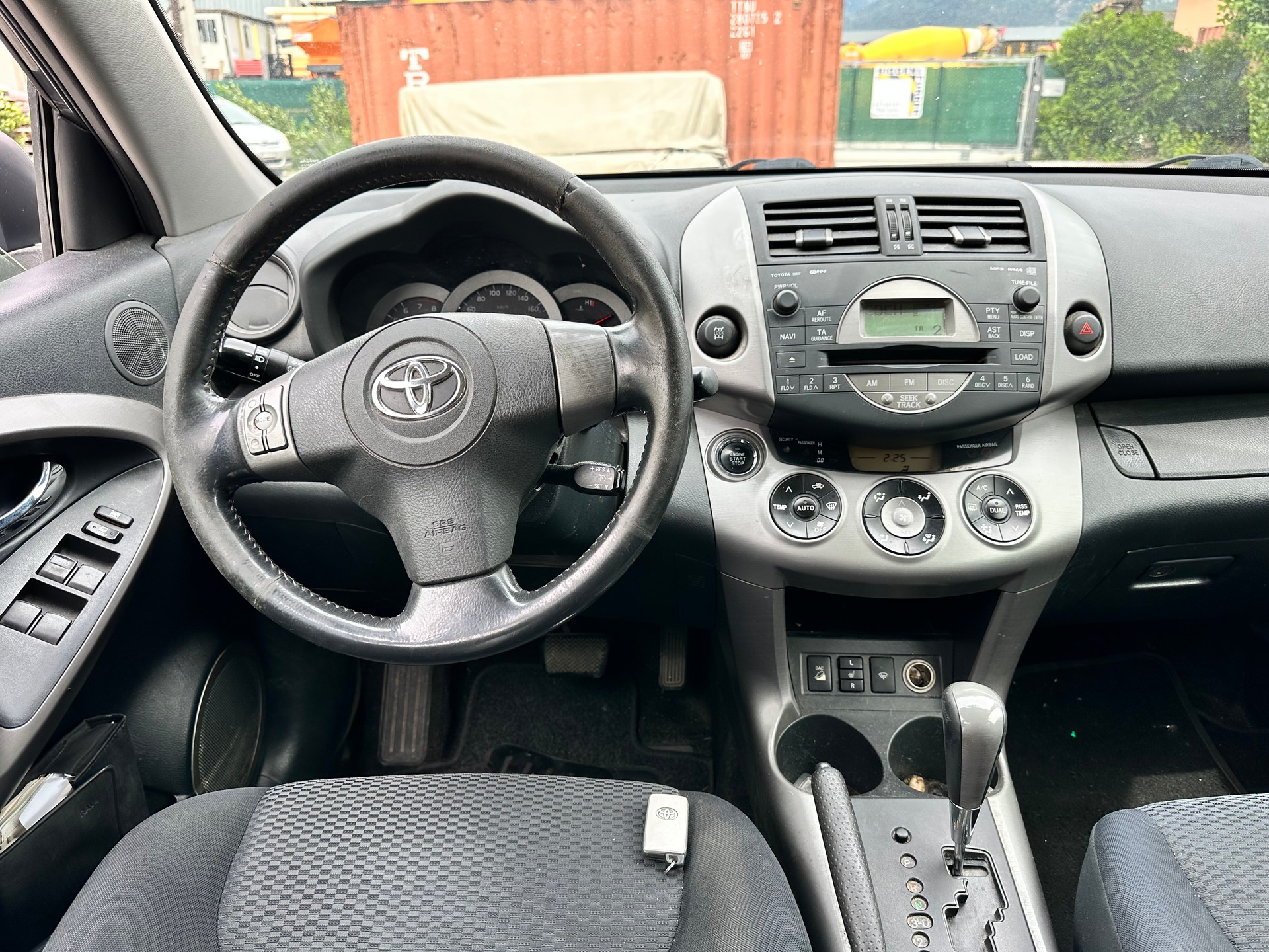 TOYOTA RAV-4 2.0 16V Linea Sol-image-12