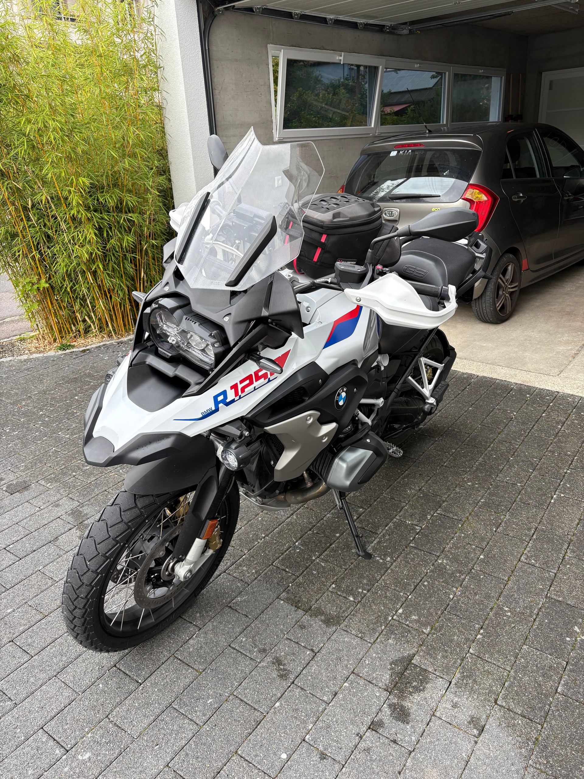 BMW R 1250 GS-image-3