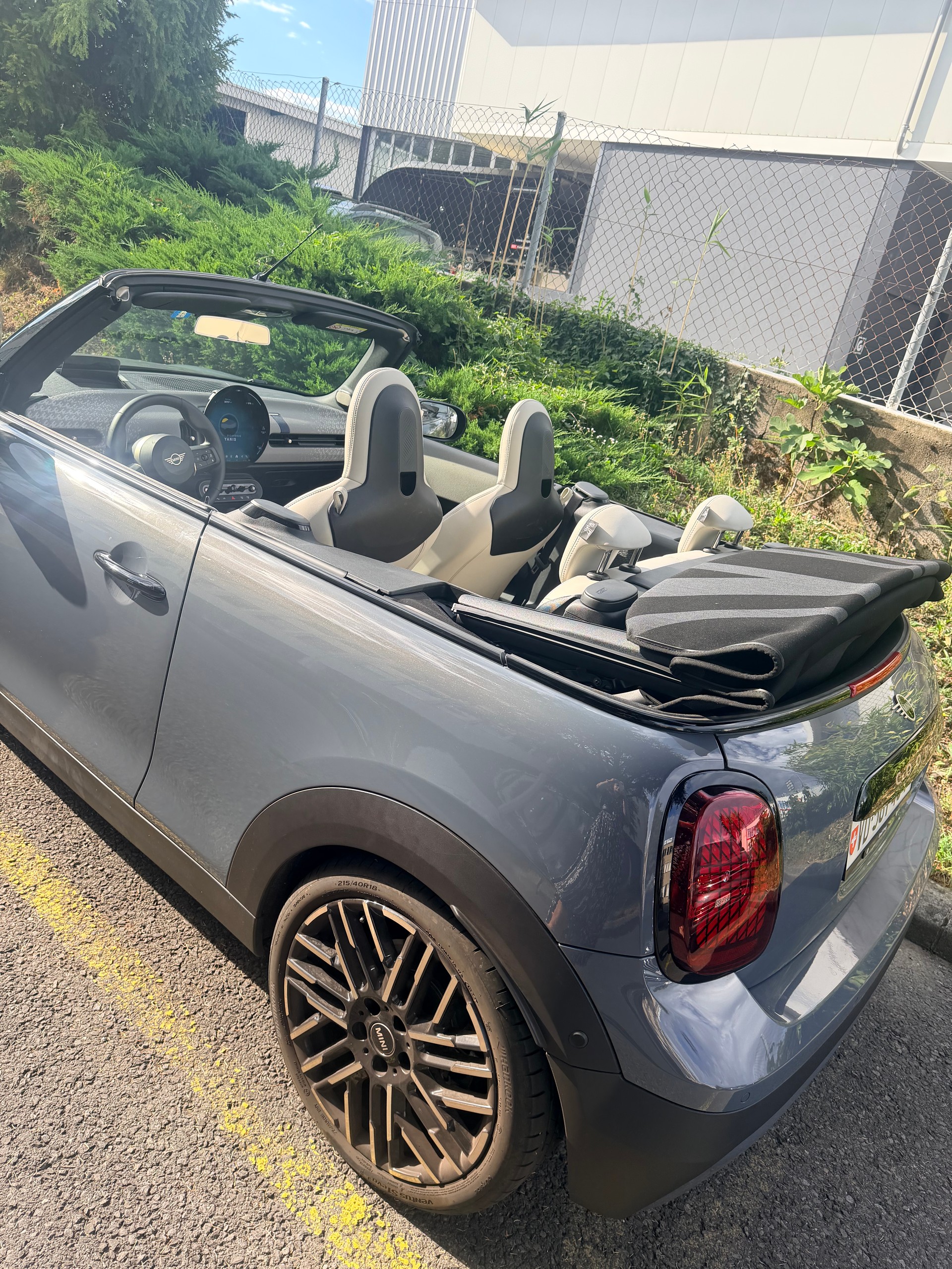 MINI 2.0i Cooper S SDKG-image-2