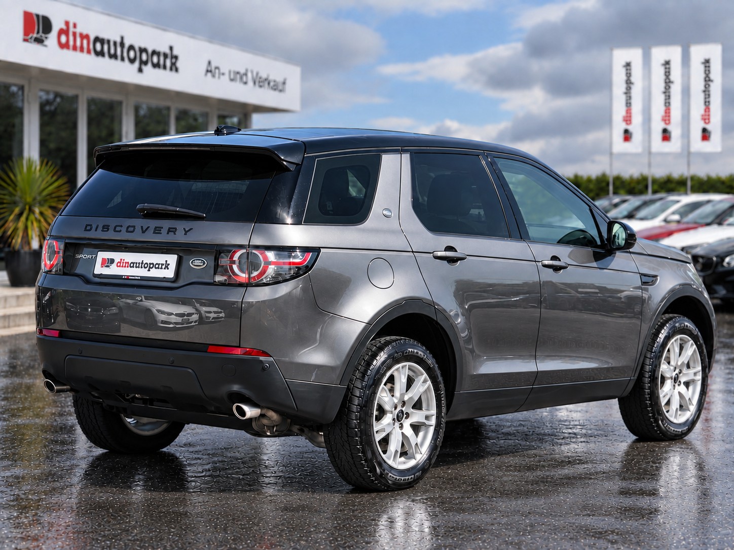 LAND ROVER Discovery Sport 2.0 TD4 HSE Luxury AT9 * CH-Fahrzeug * Frisch ab MFK * Top Zustand *-showroom-element-3