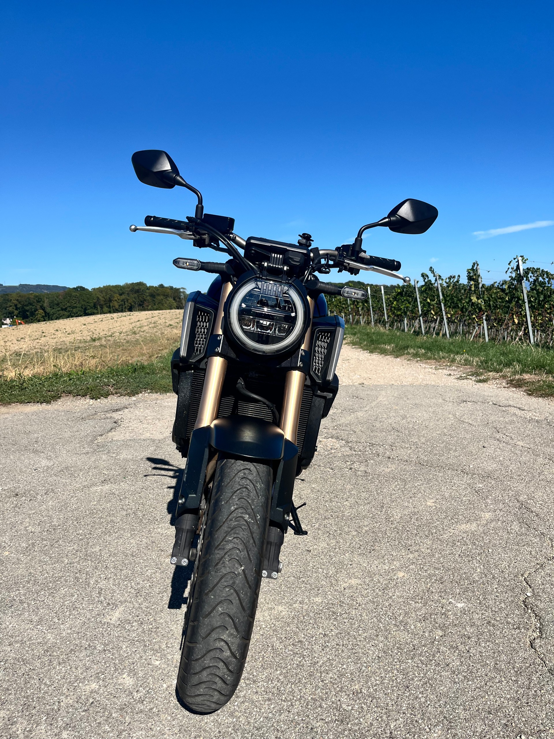 HONDA CB 650 R ABS-image-3