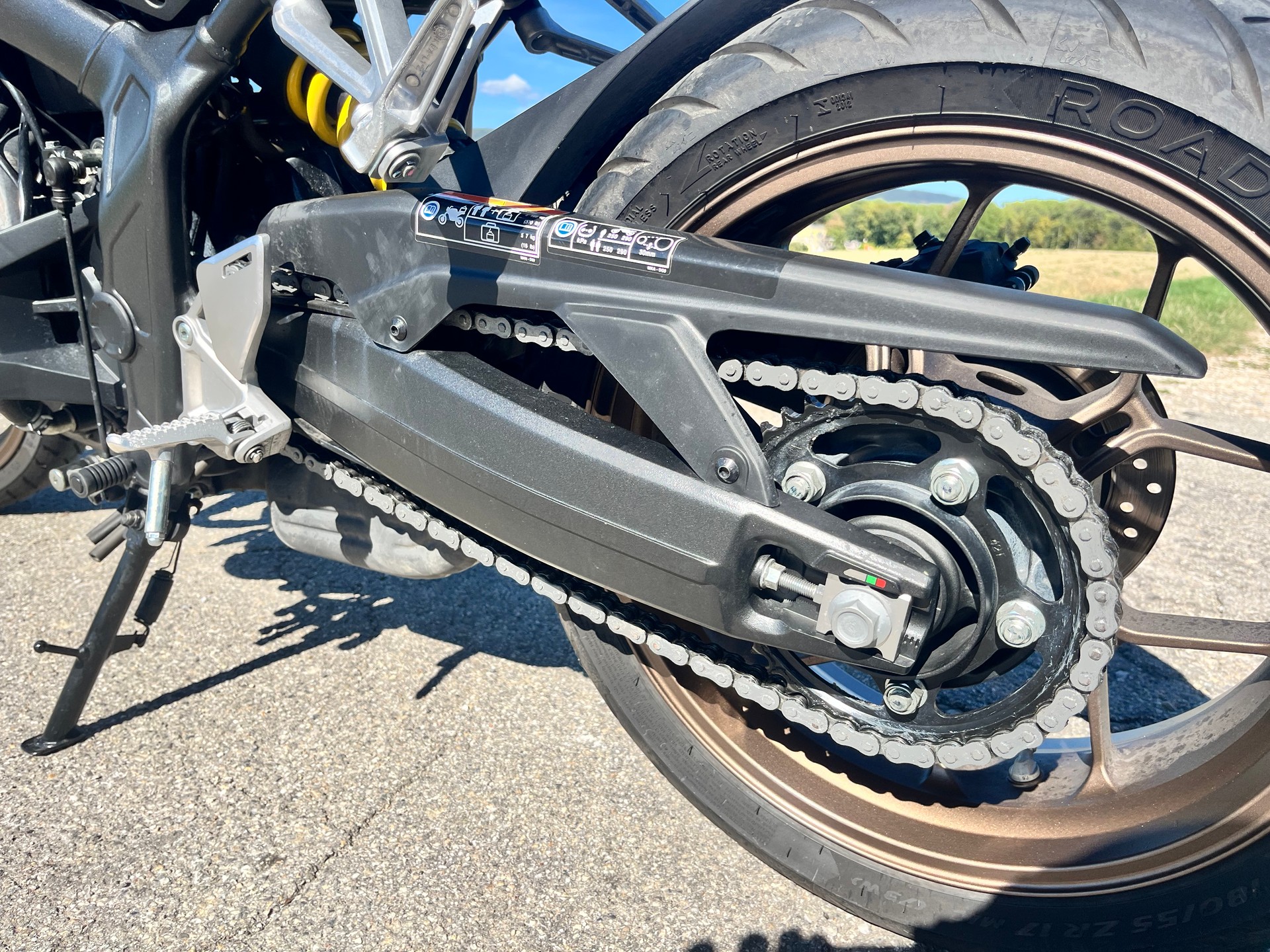 HONDA CB 650 R ABS-image-4