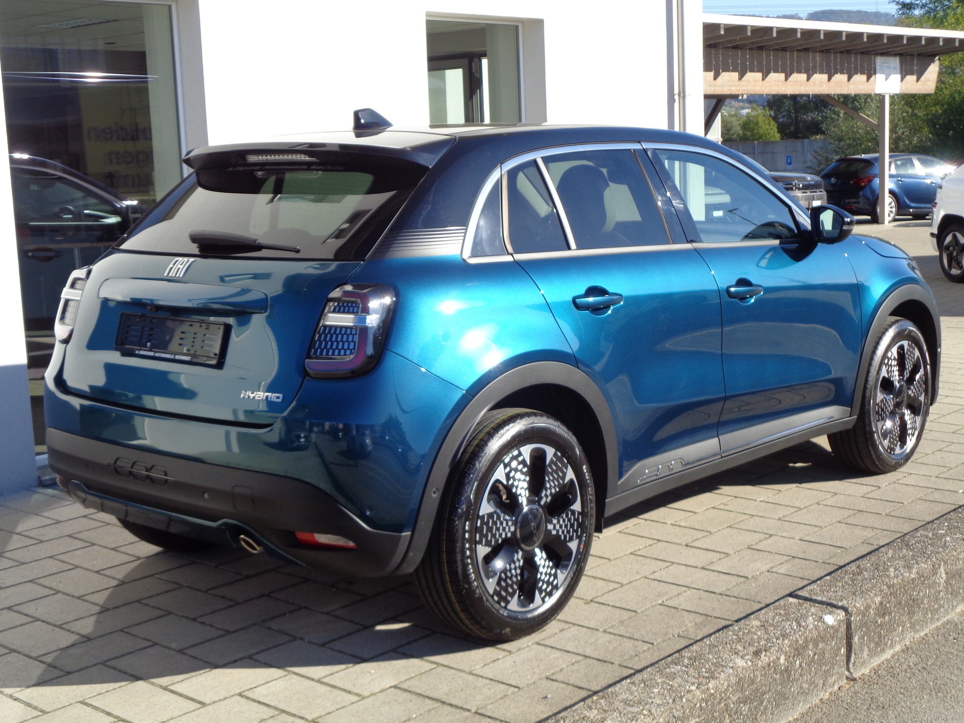 FIAT 600h MildHybrid La Prima-showroom-element-1