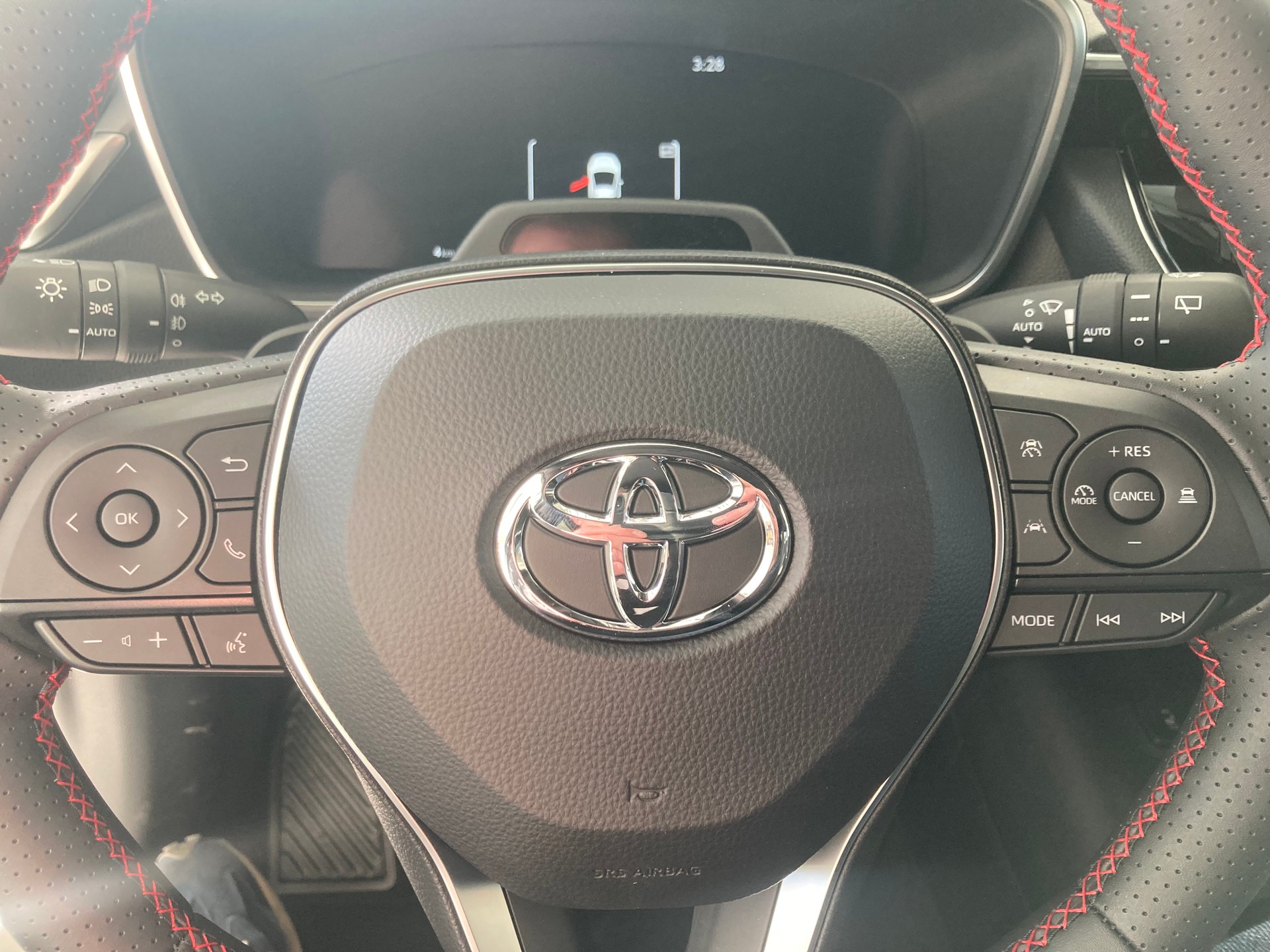 TOYOTA Corolla Touring Sports 2.0 HSD GR Sport e-CVT-image-8