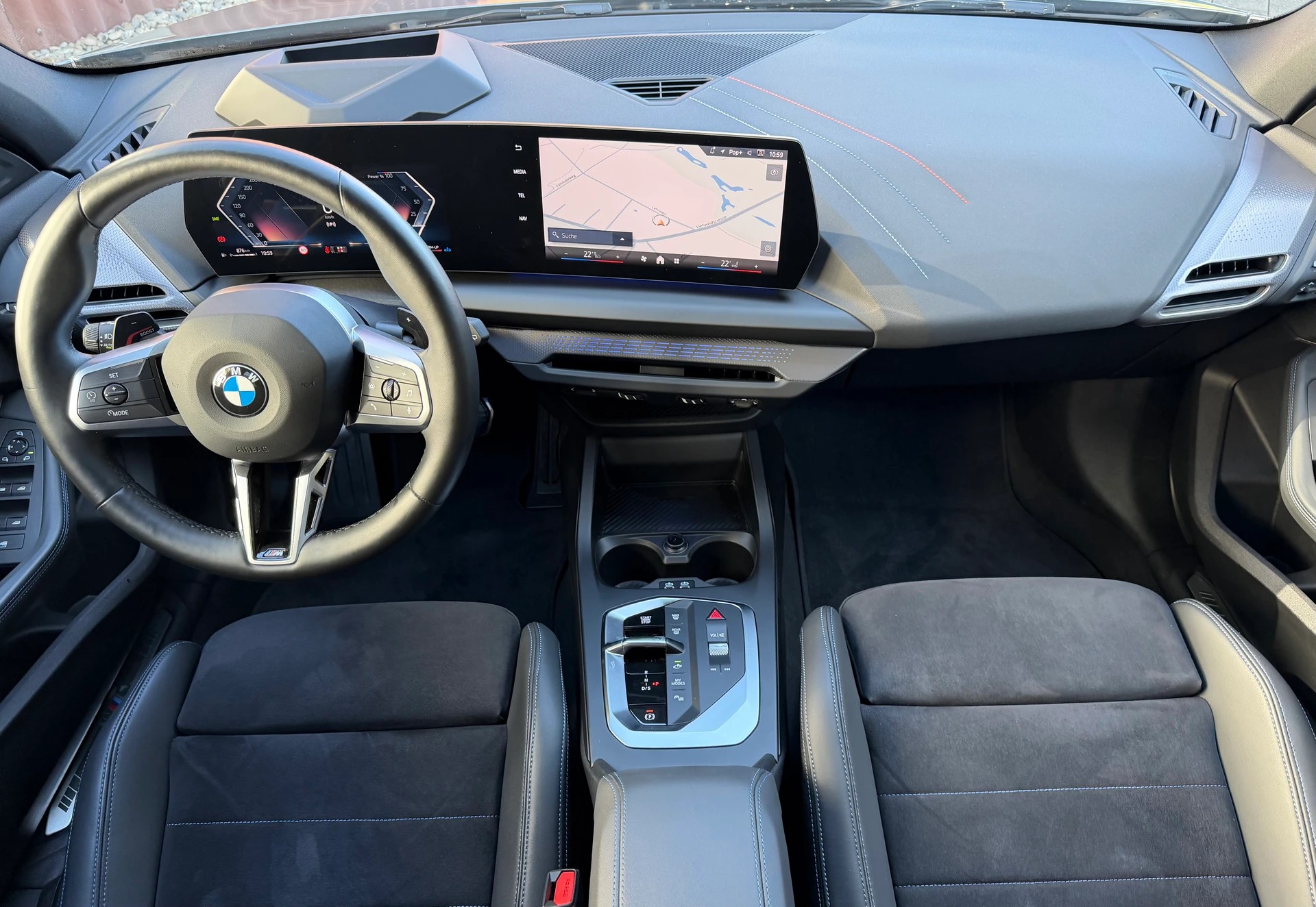 BMW 118d Steptronic M Sport Pro | HEAD-UP DISPLAY | MASSAGESITZE | 360° KAMERA | KEYLESS GO-image-18