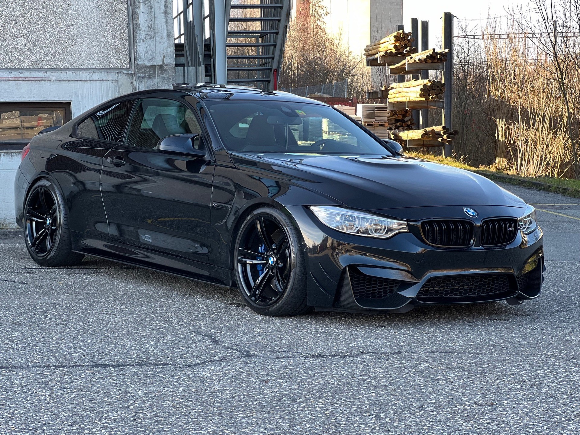 BMW M4 F82-image-1