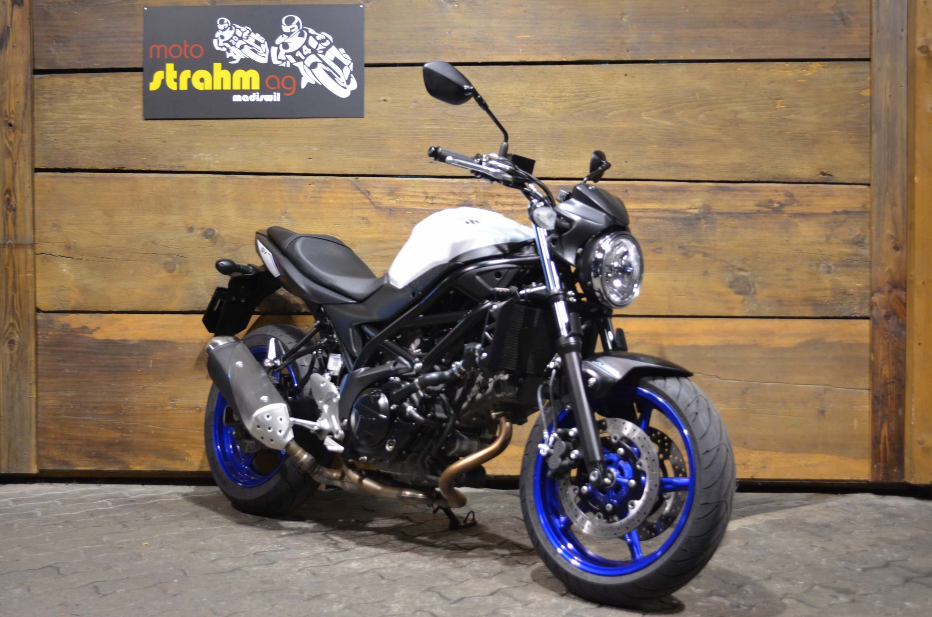 SUZUKI SV 650 A-image-1