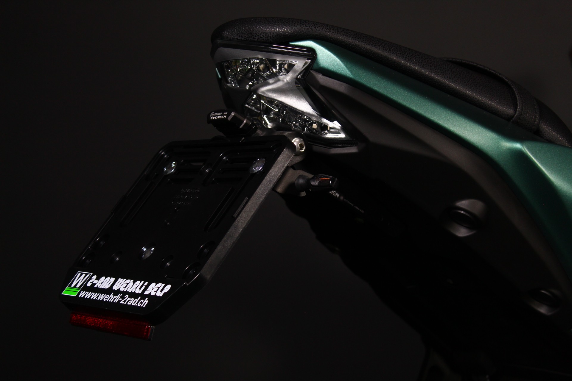 KAWASAKI Z 650 (50/35 KW) *Smaragd Edition* Level 2-image-8