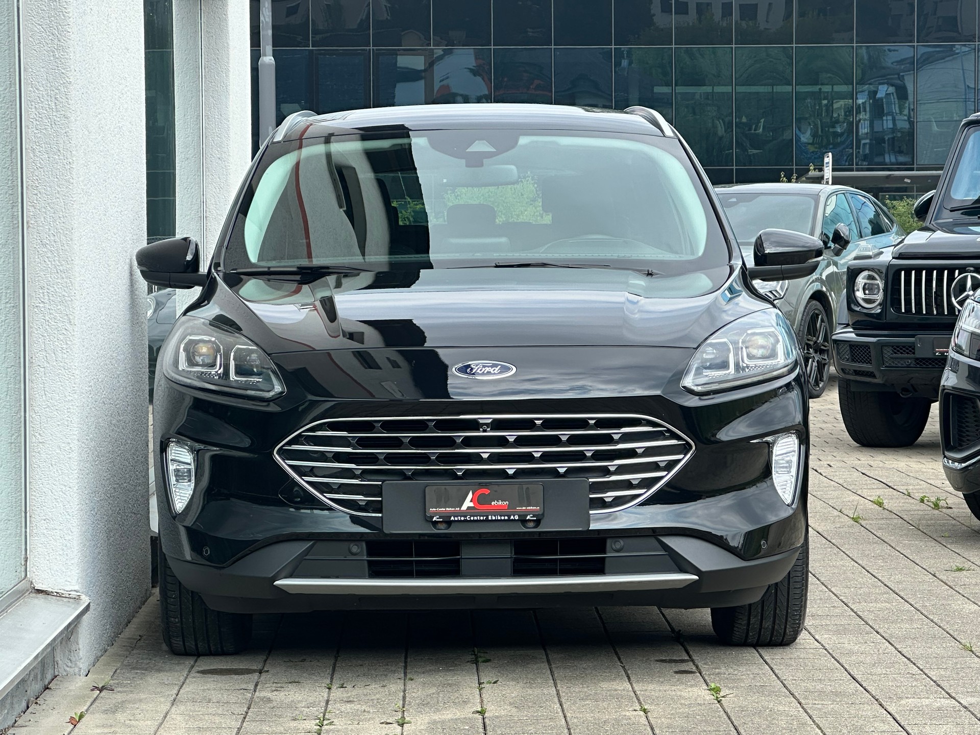 FORD Kuga 2.0 TDCi EcoBlue Titanium 4WD-image-1